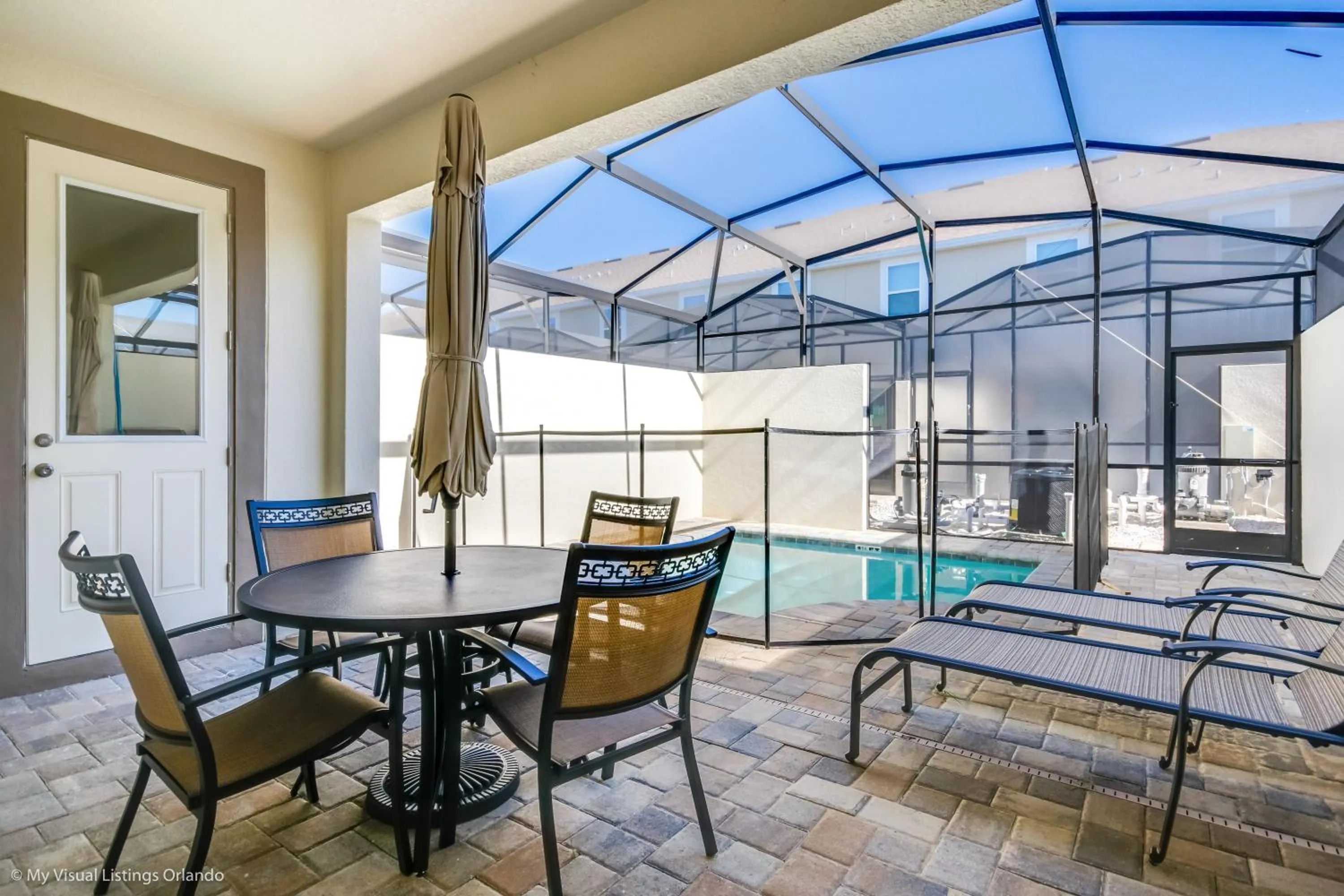 Beautiful Townhome wPool &FREE Resort Access