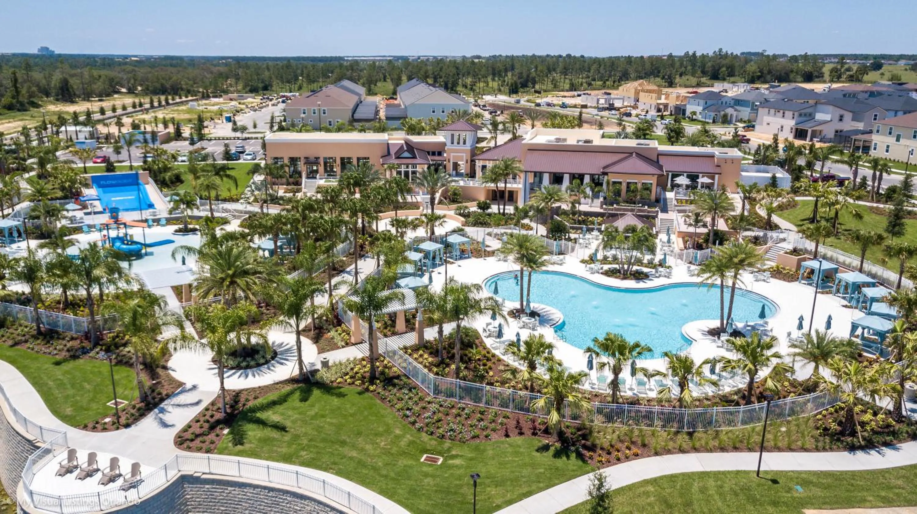 Beautiful Townhome wPool &FREE Resort Access