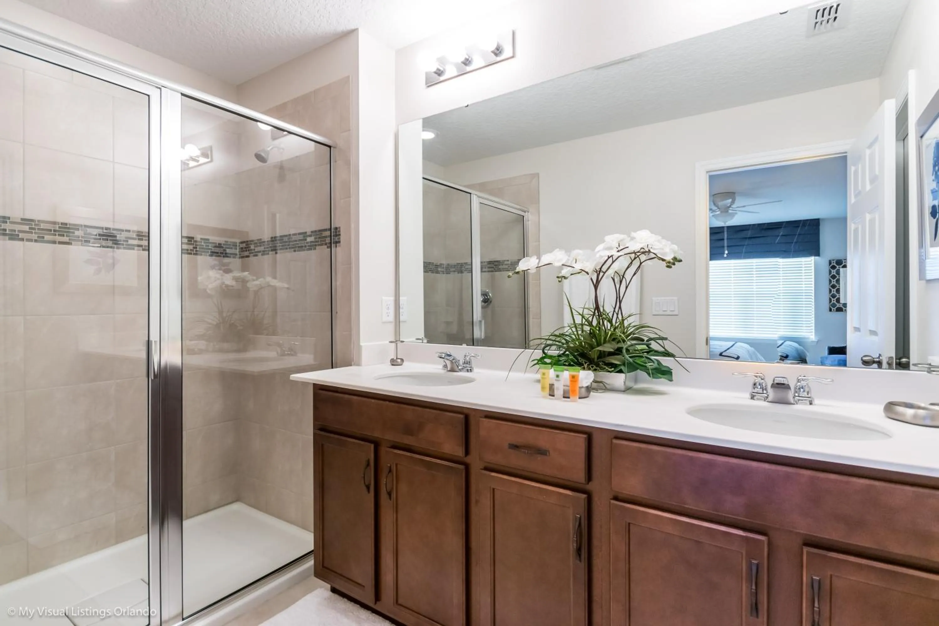 Beautiful Townhome wPool &FREE Resort Access