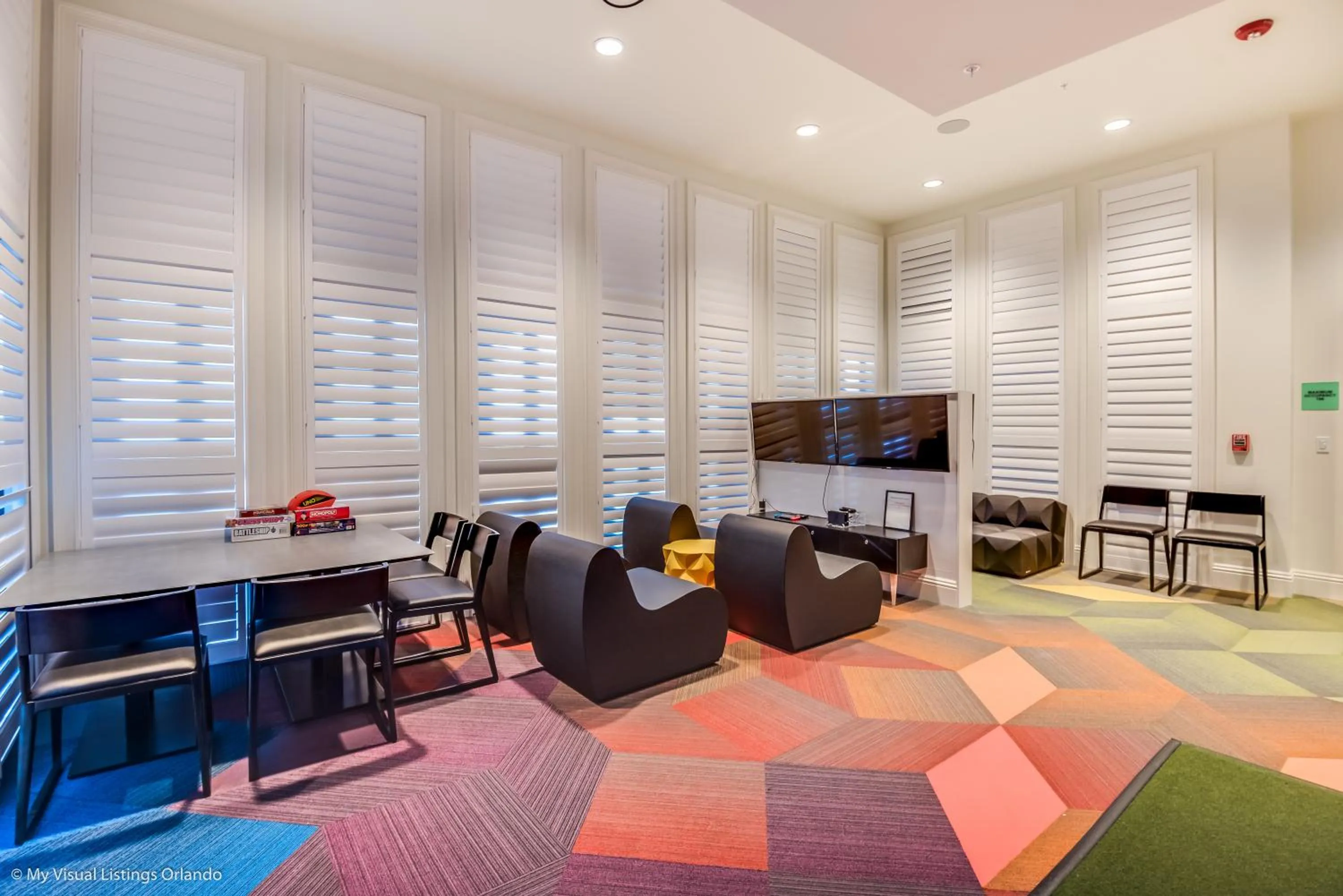 Beautiful Townhome wPool &FREE Resort Access