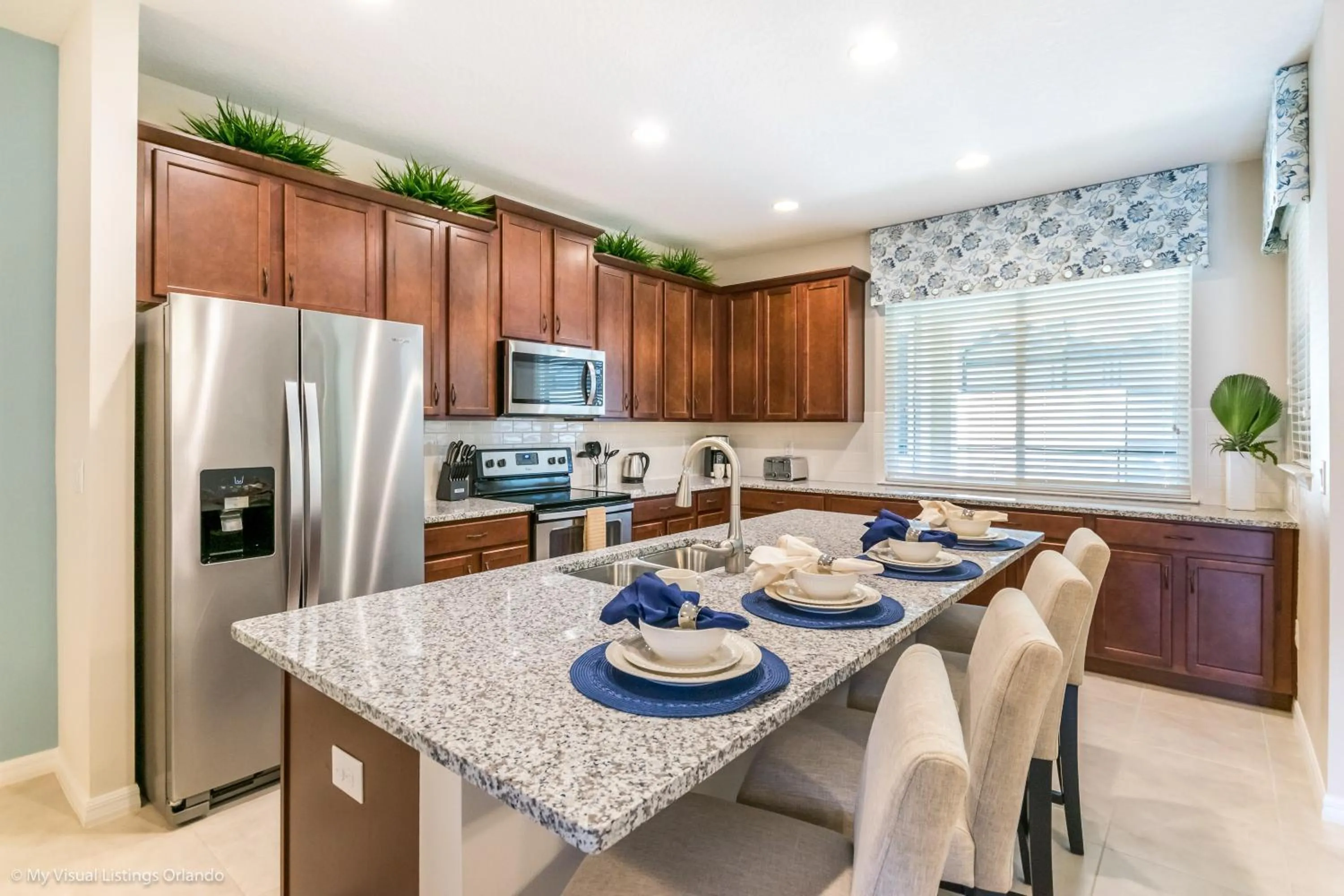 Beautiful Townhome wPool &FREE Resort Access