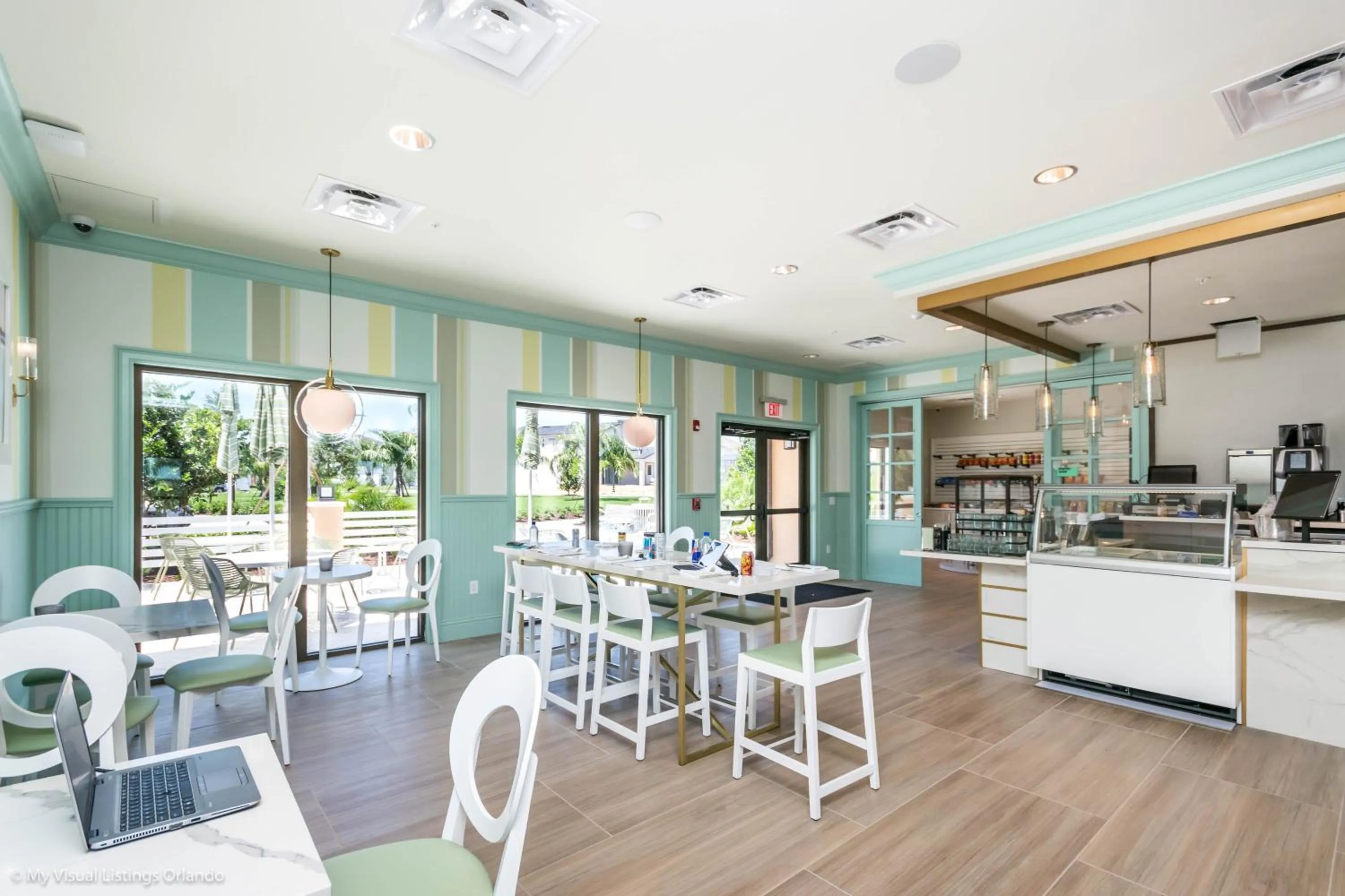 Beautiful Furnished Townhome w Private Pool