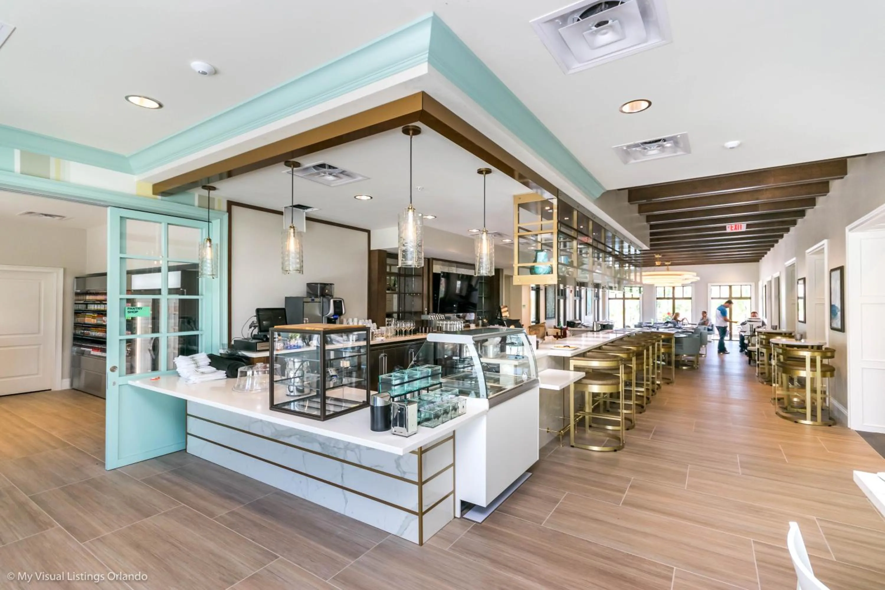 Beautiful Furnished Townhome w Private Pool