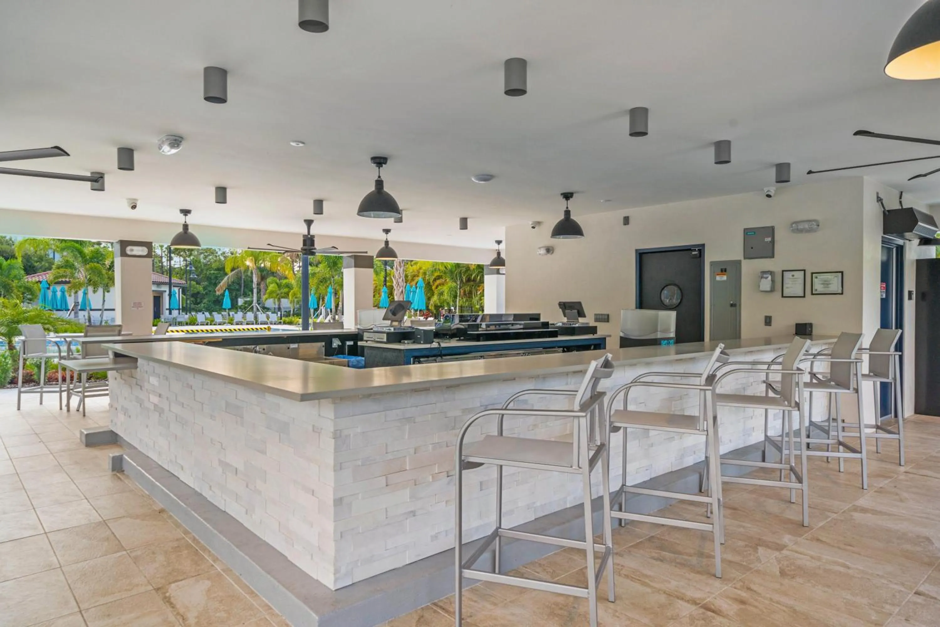 First floor Vista Cay Condo wFREE Resort Access