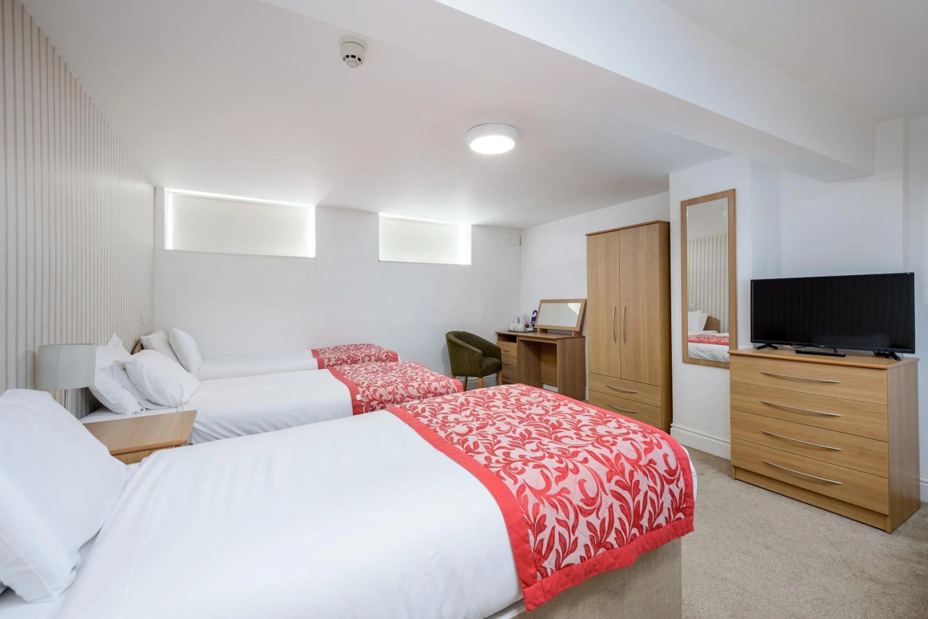 Bed in Hotel Santa Maria - formerly Daishs Blackpool