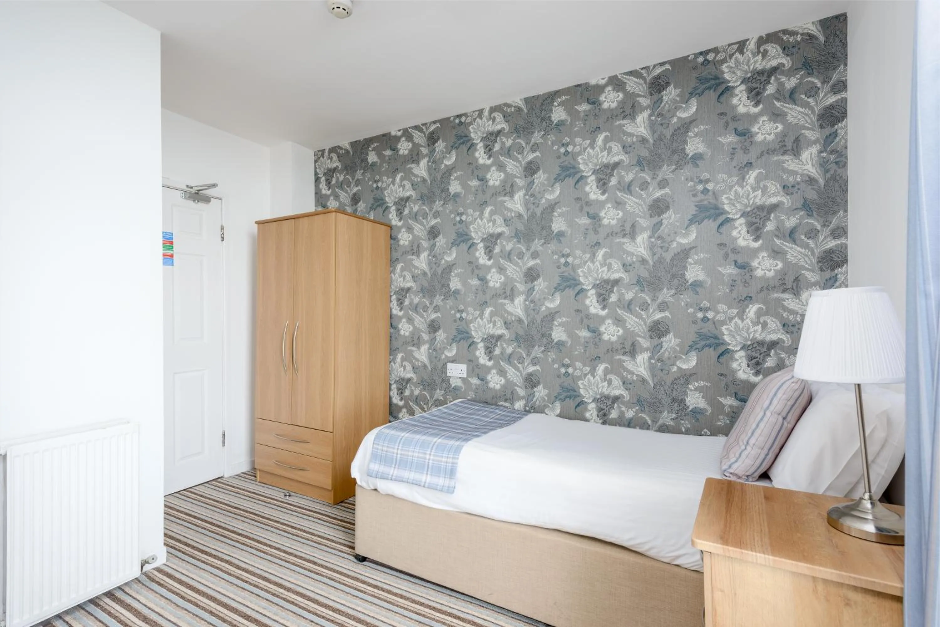 Bed in Hotel Santa Maria - formerly Daishs Blackpool