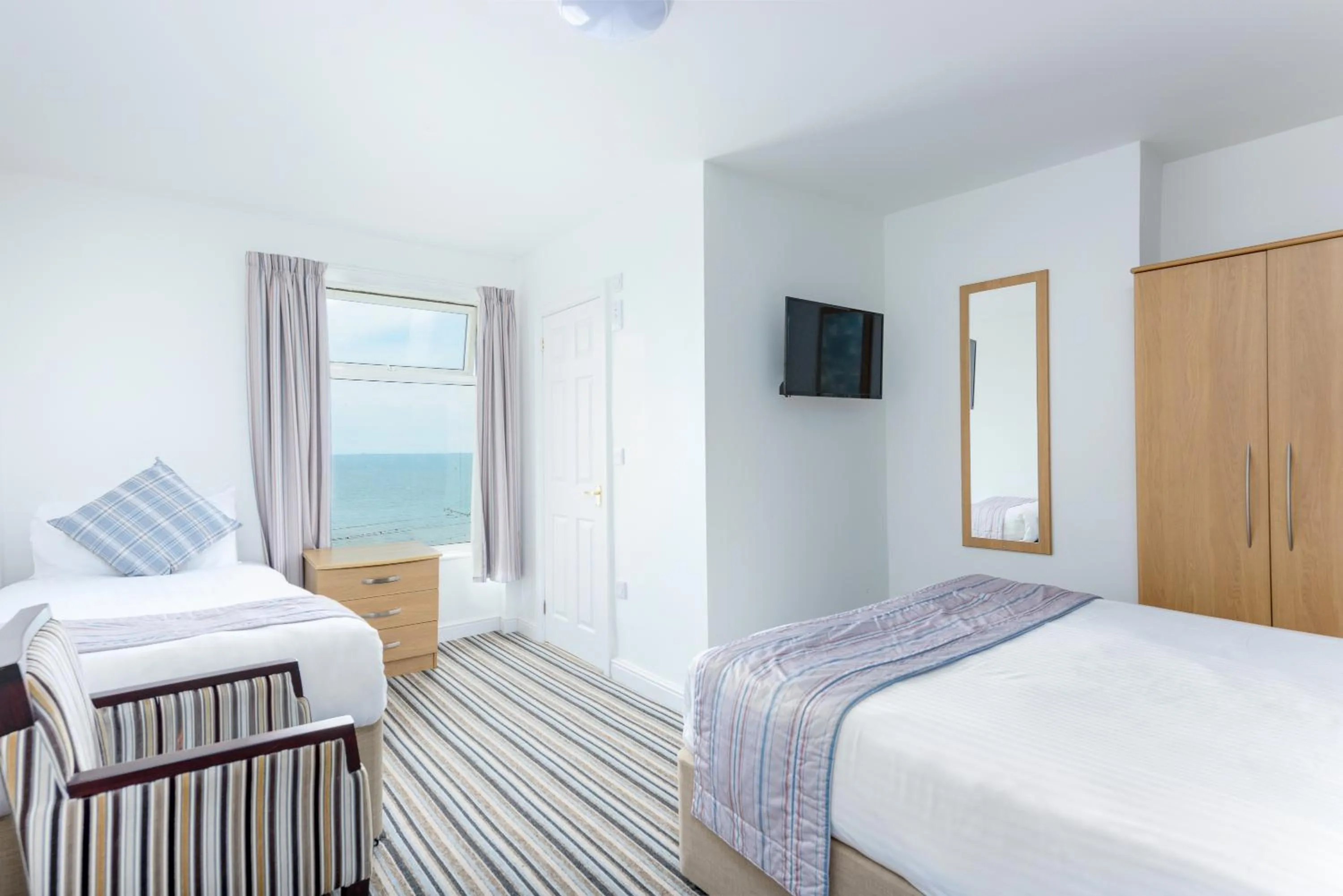 Bed in Hotel Santa Maria - formerly Daishs Blackpool