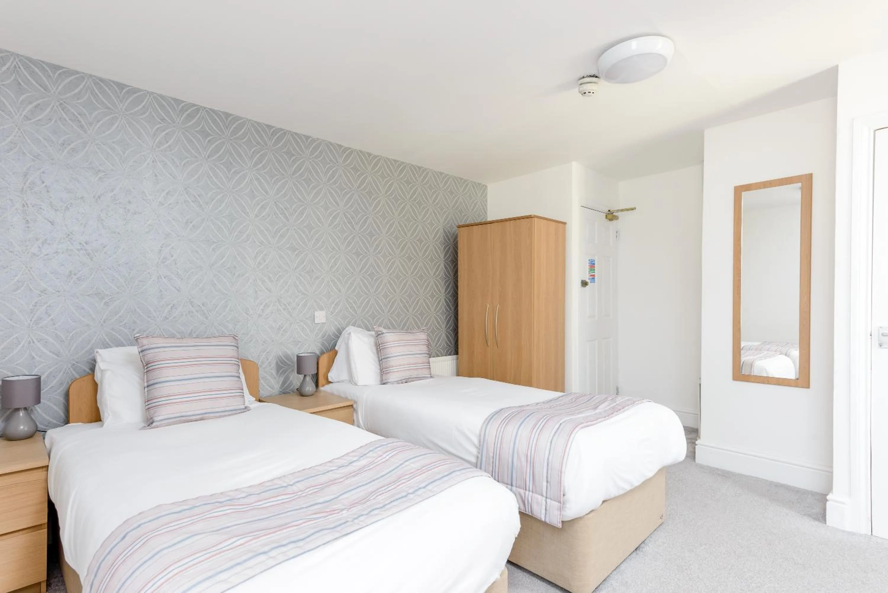 Bed in Hotel Santa Maria - formerly Daishs Blackpool