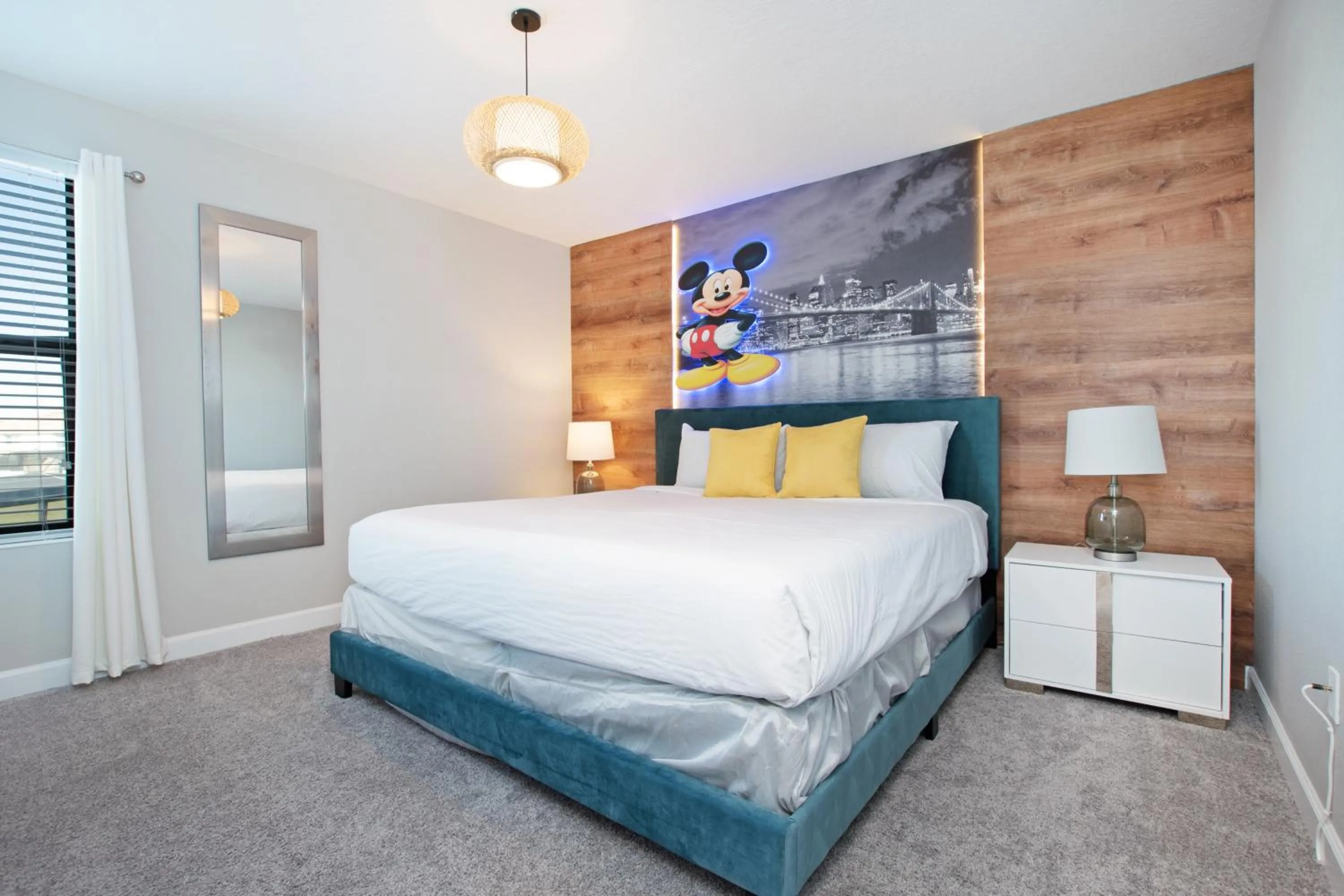 Bed in Private PoolSpa GameRoom near WDW Sleeps 25