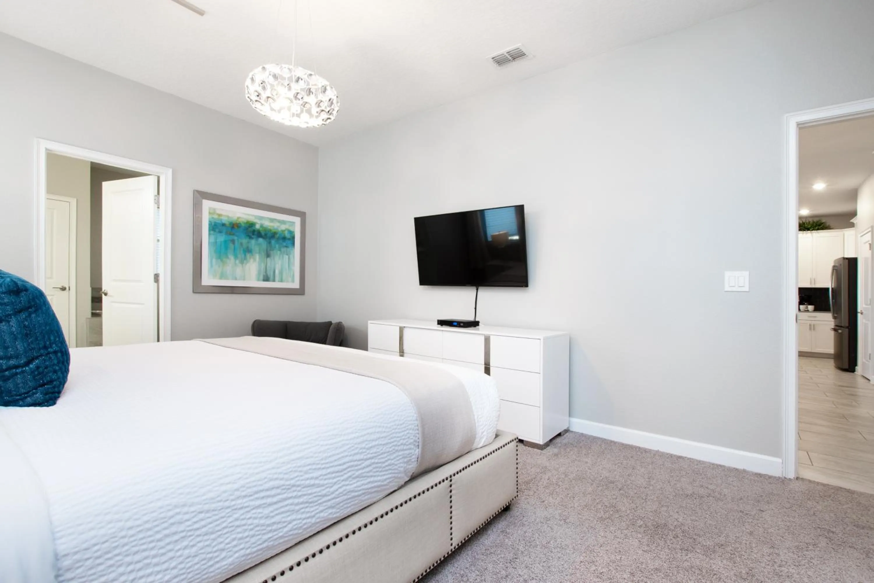 Bed in Private PoolSpa GameRoom near WDW Sleeps 25