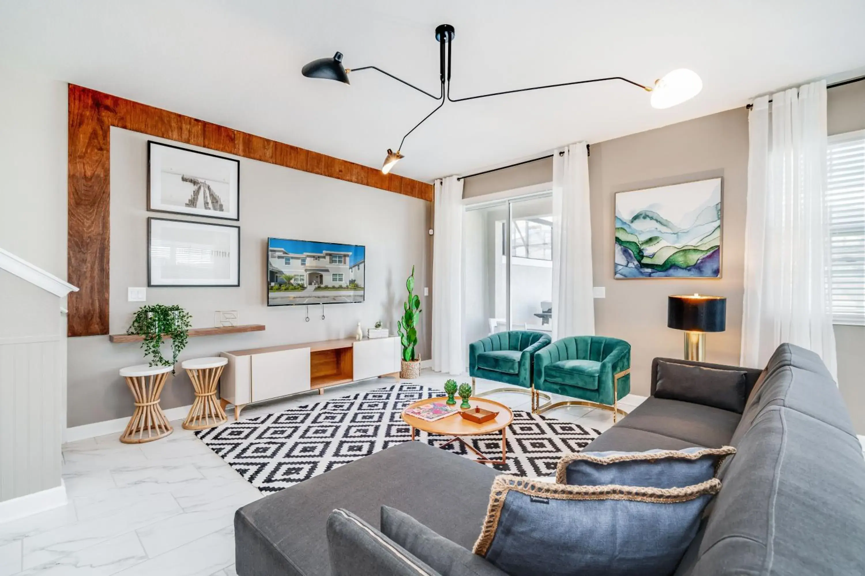 Beautiful Modern Home wPrivate Pool Near WDW Beautiful Modern Home wPrivate Pool Near WDW