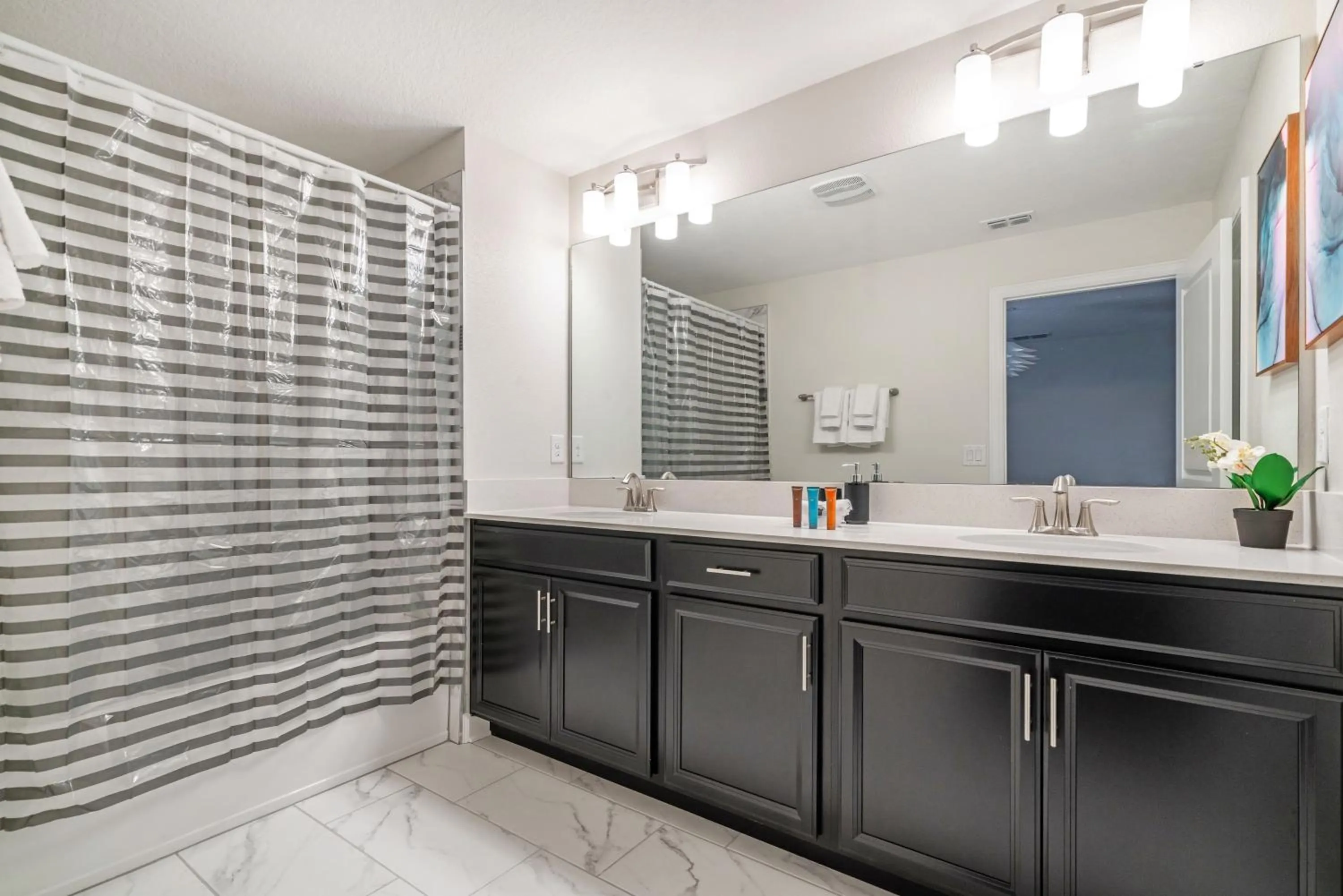 Beautiful Modern Home wPrivate Pool Near WDW