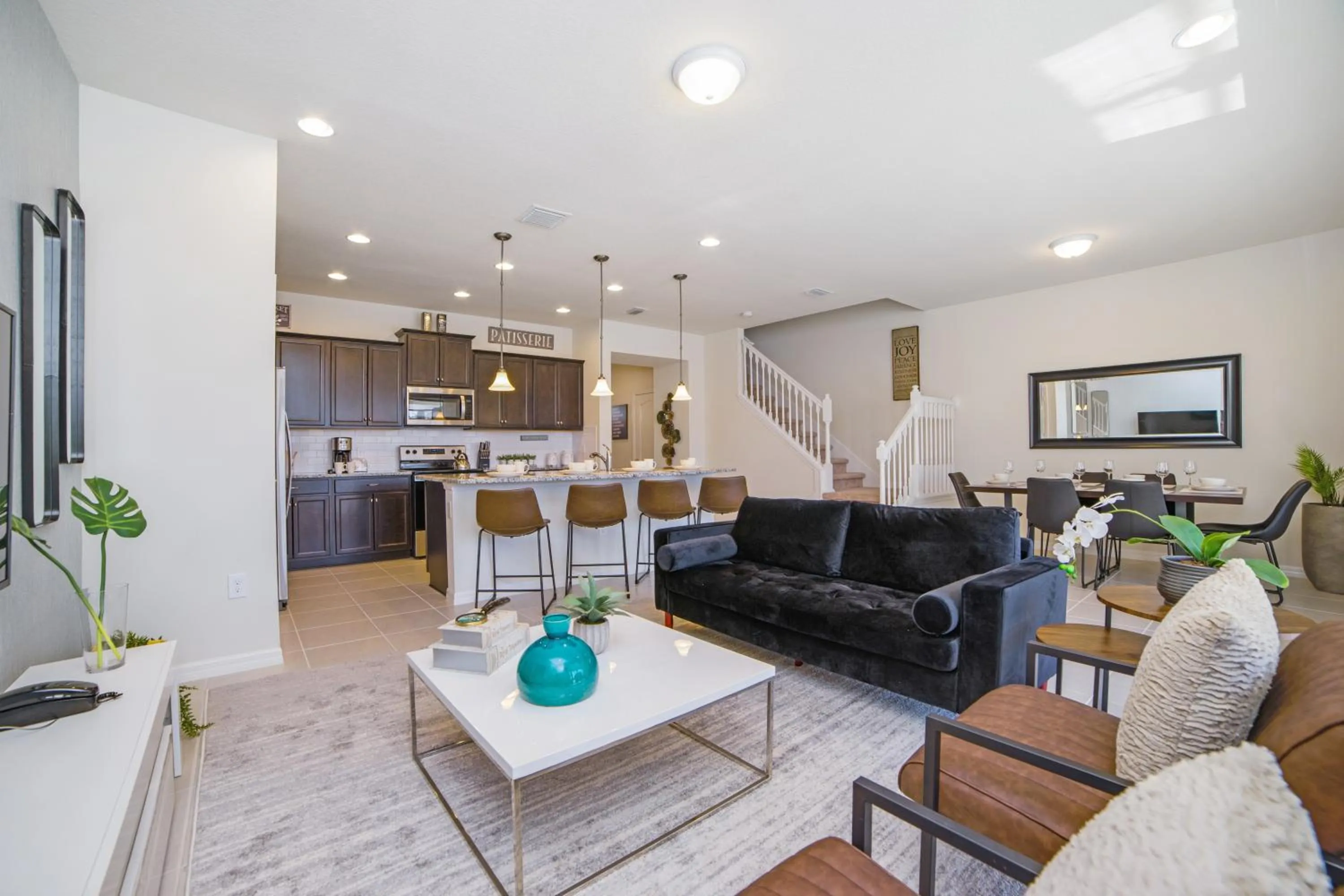 Townhome Splash Pool BBQ FREE Water Park