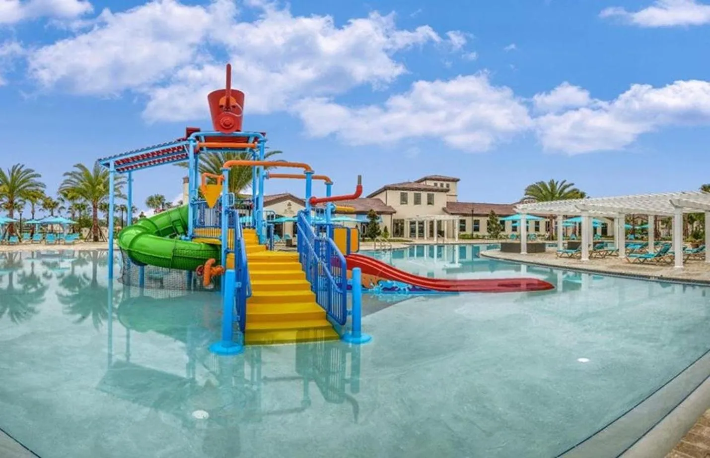 Townhome Splash Pool BBQ FREE Water Park