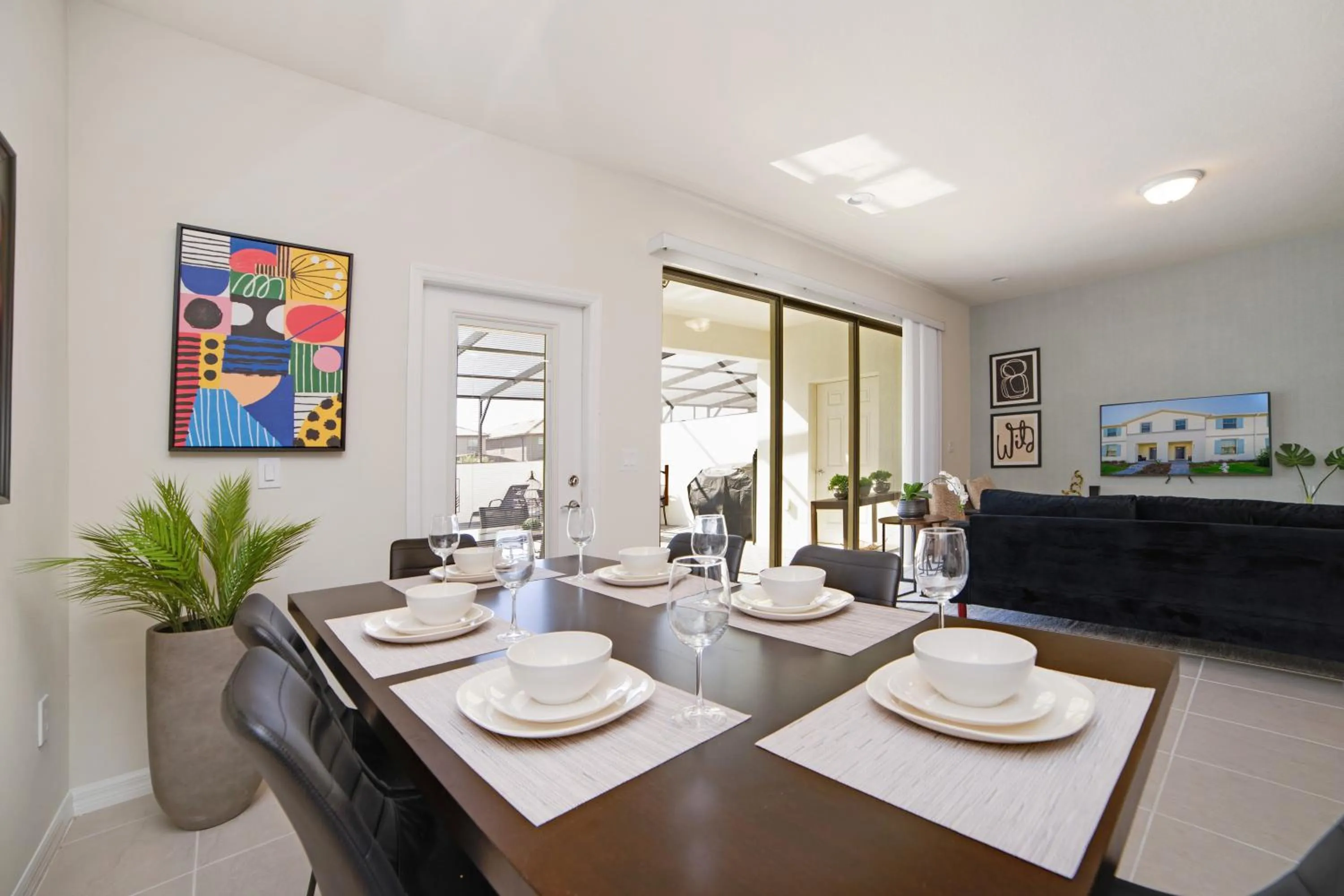 Townhome Splash Pool BBQ FREE Water Park