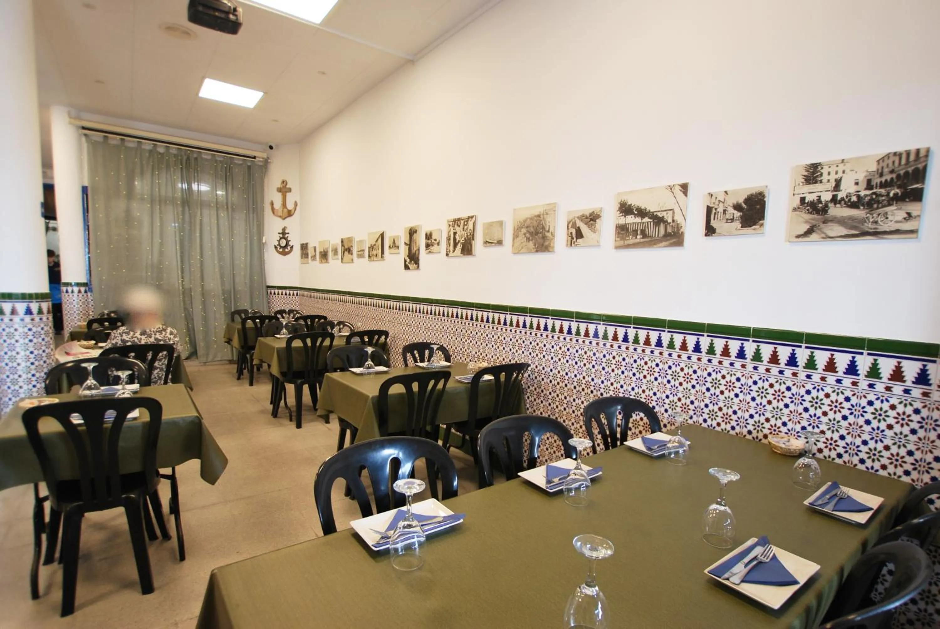 Restaurant/places to eat in Hotel Tres Leones