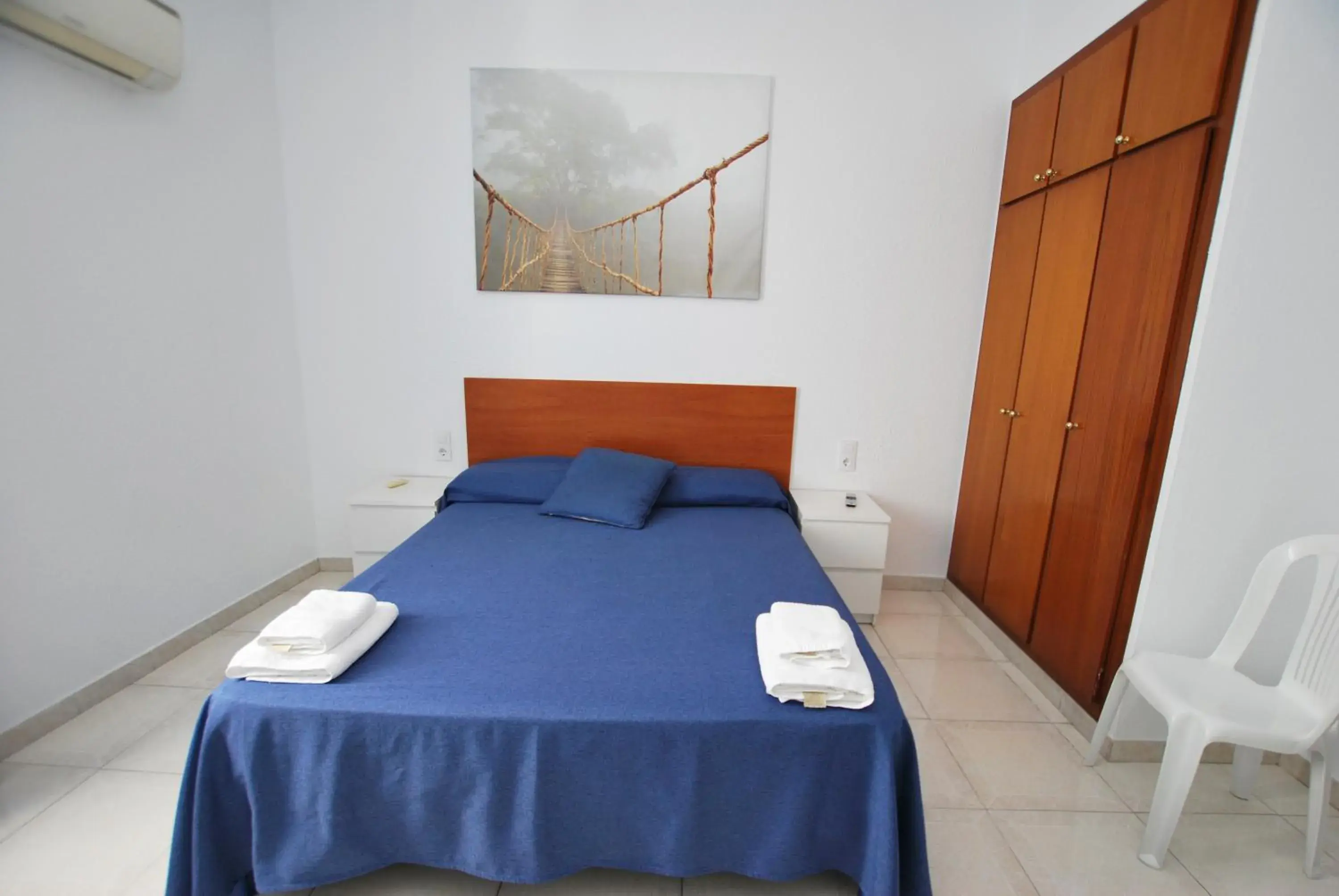 Double Room in Hotel Tres Leones Double Room in Hotel Tres Leones