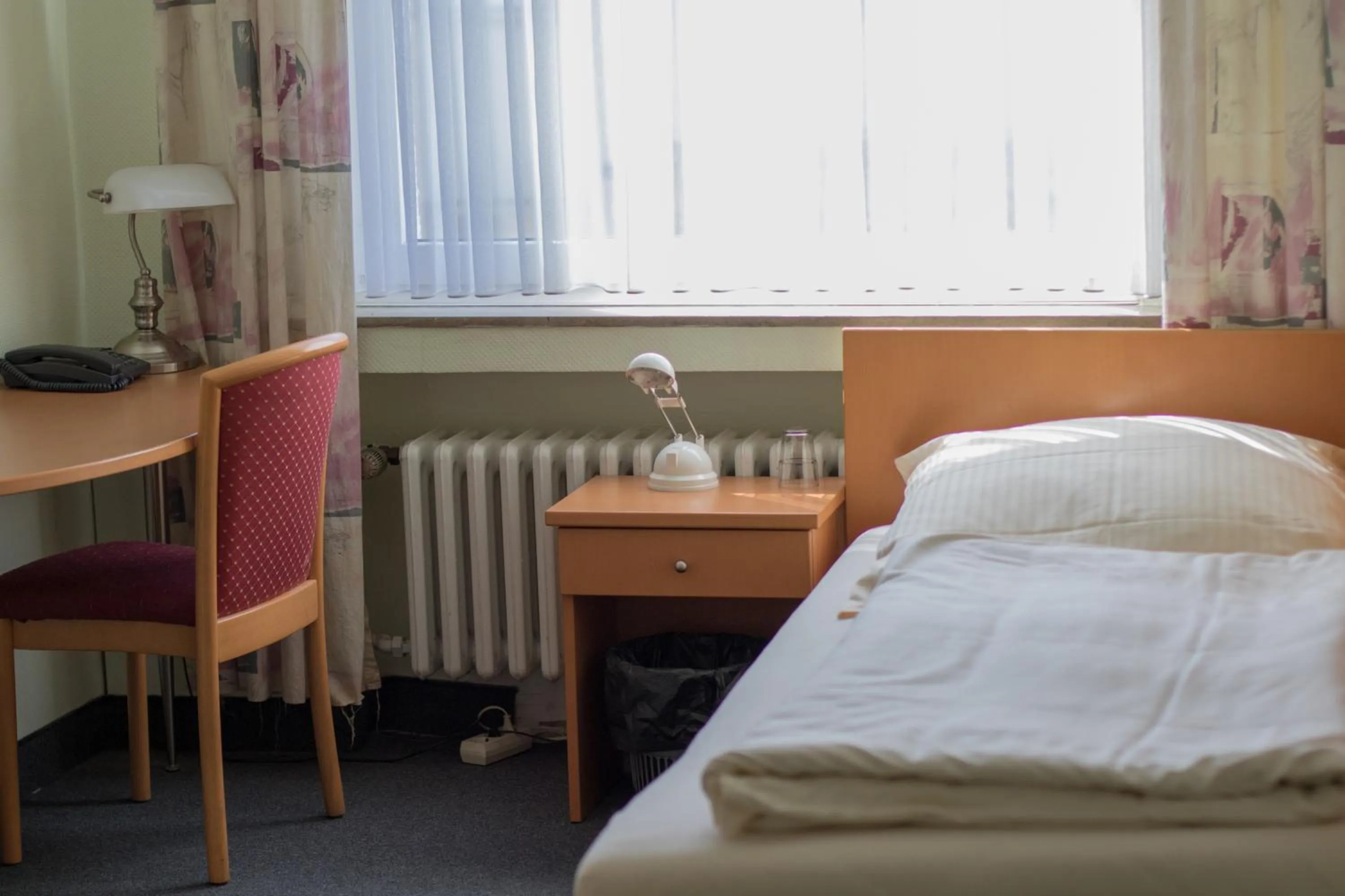 Bed in Hotel Alscher