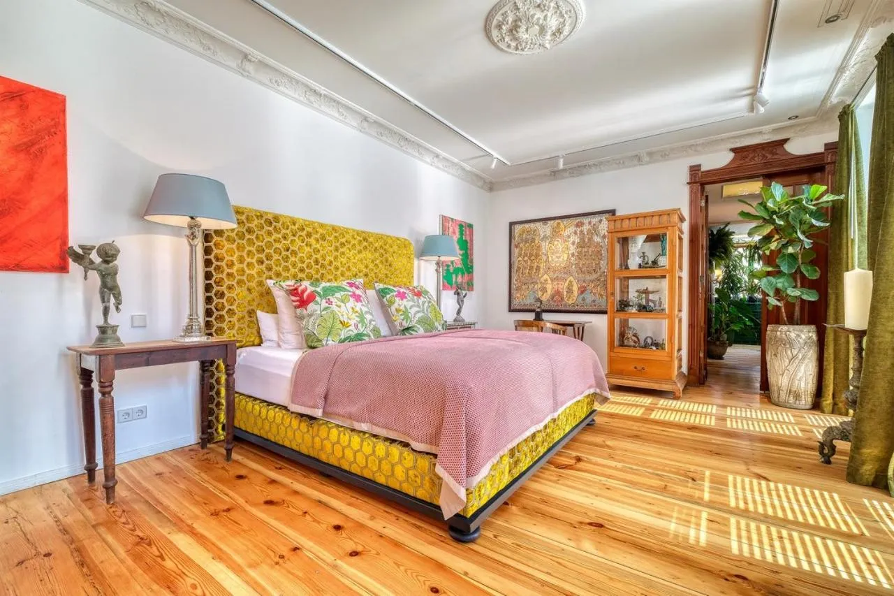 Bed in ackselhaus & blue Home