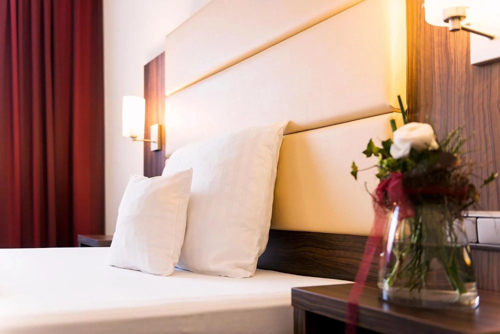 Photo of the whole room, Bed in Adler Hotel & Restaurant Groß-Gerau