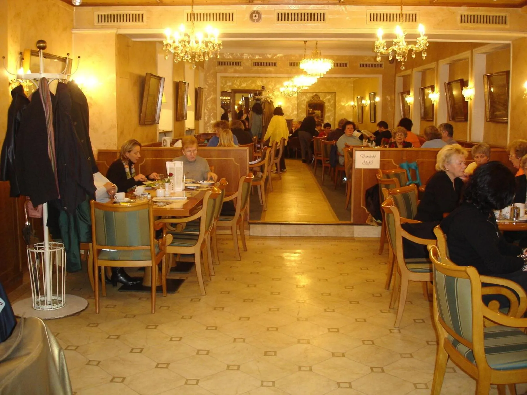 Restaurant/places to eat in Hotel Graupner