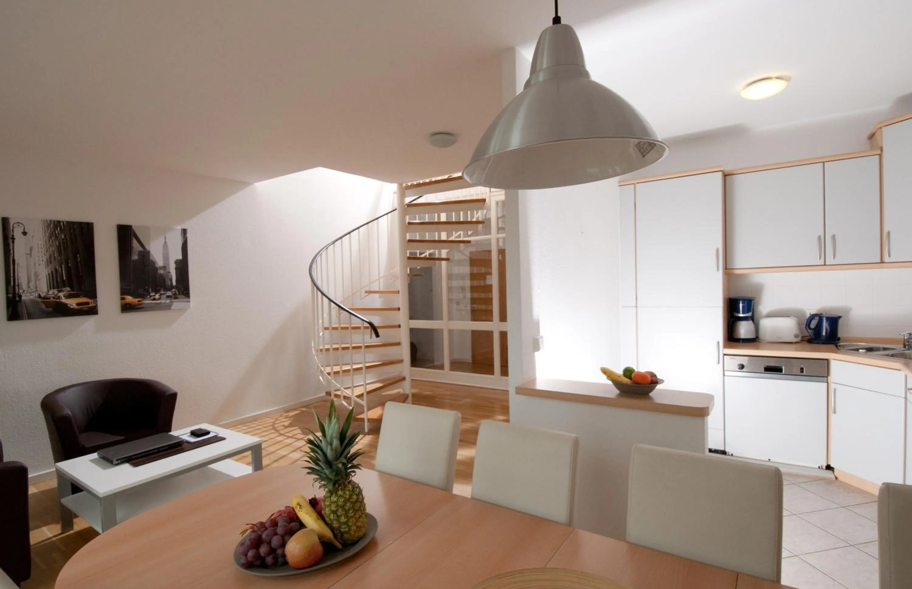 Kitchen or kitchenette in Apartments am Brandenburger Tor