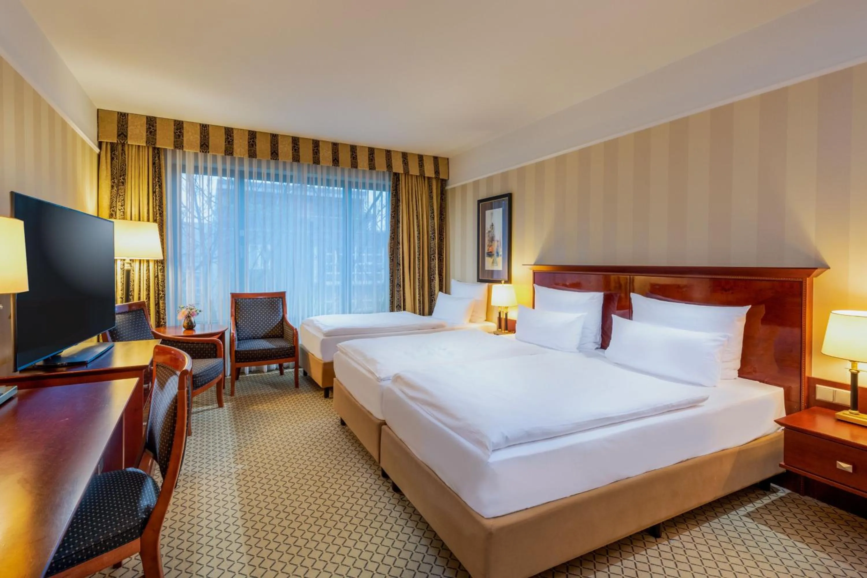 Photo of the whole room, Bed in JW Marriott Hotel Berlin