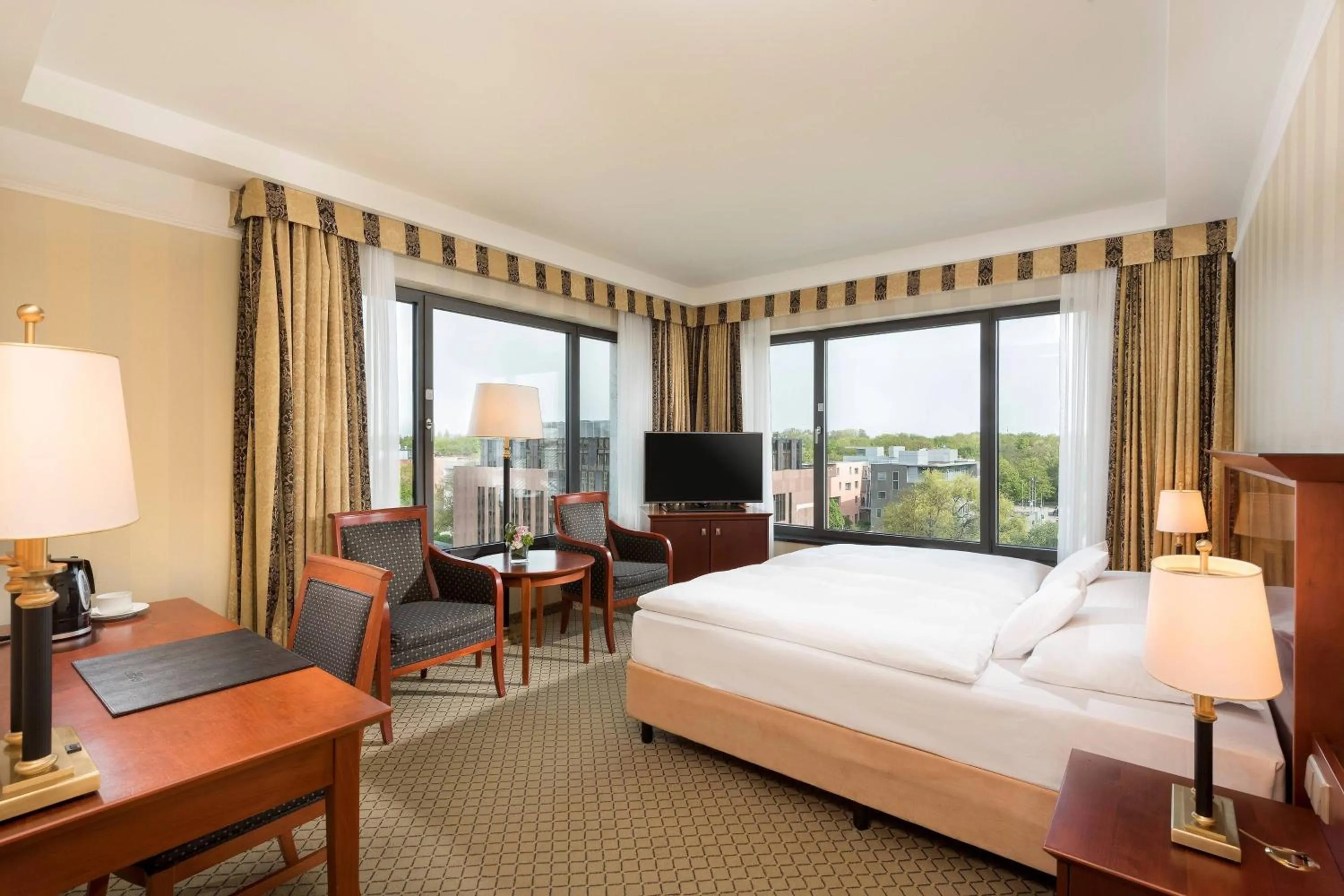 Photo of the whole room, Bed in JW Marriott Hotel Berlin