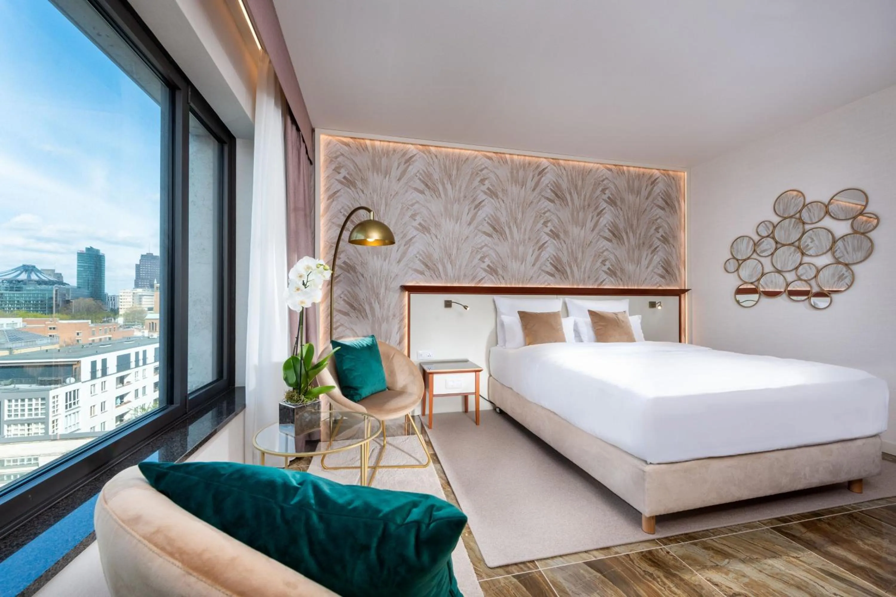 Photo of the whole room, Bed in JW Marriott Hotel Berlin