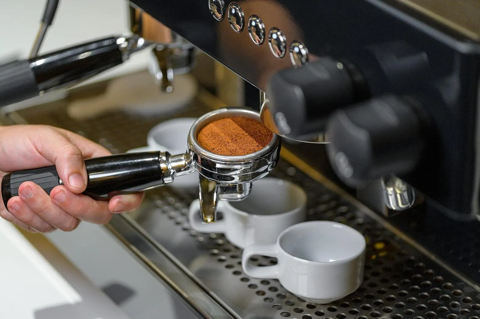 Coffee/tea facilities in River Garden Hotel + Suites