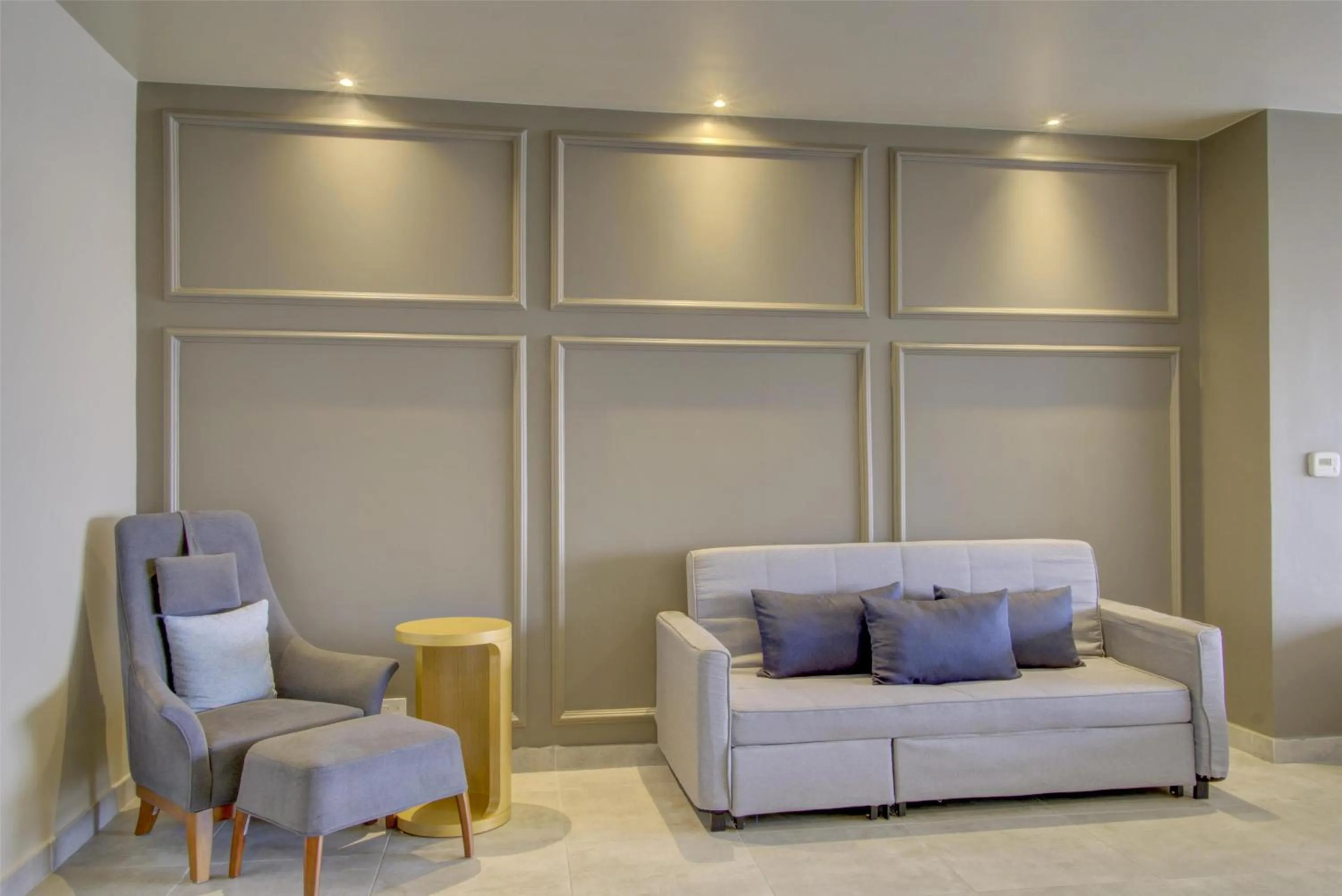 Living room in DoubleTree by Hilton Guayaquil