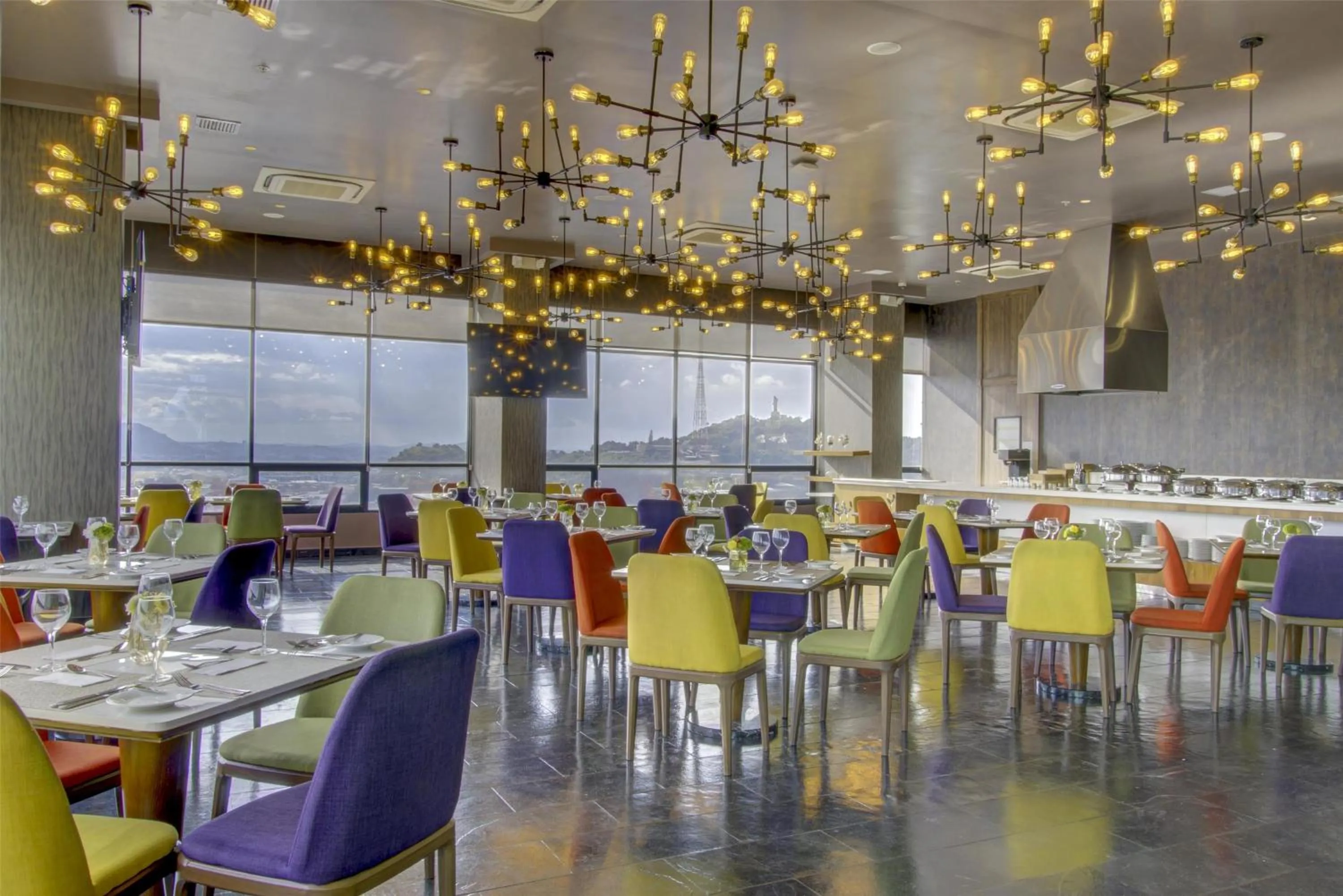 Restaurant/places to eat in DoubleTree by Hilton Guayaquil