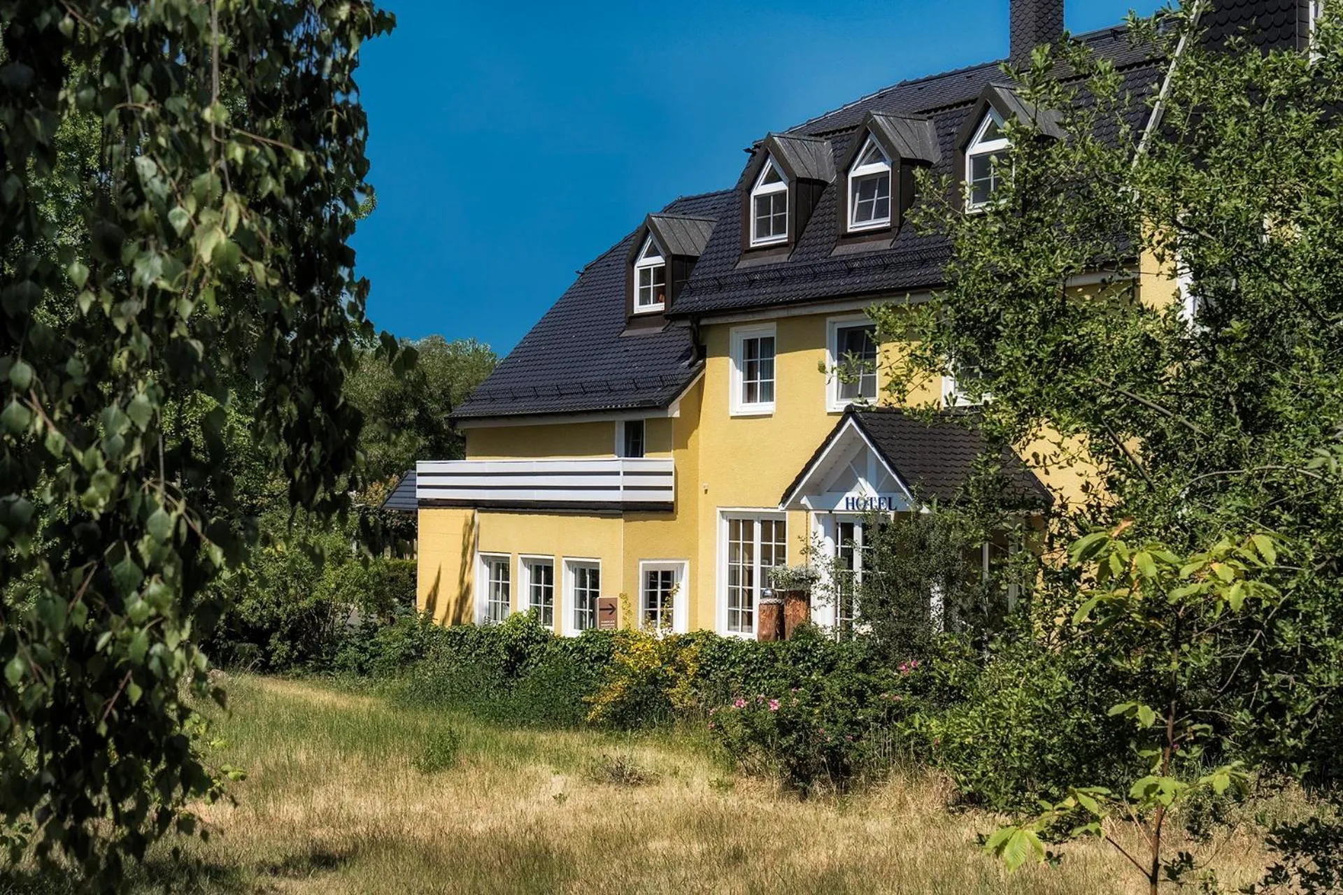 Facade/entrance in Apart Hotel Haveltreff