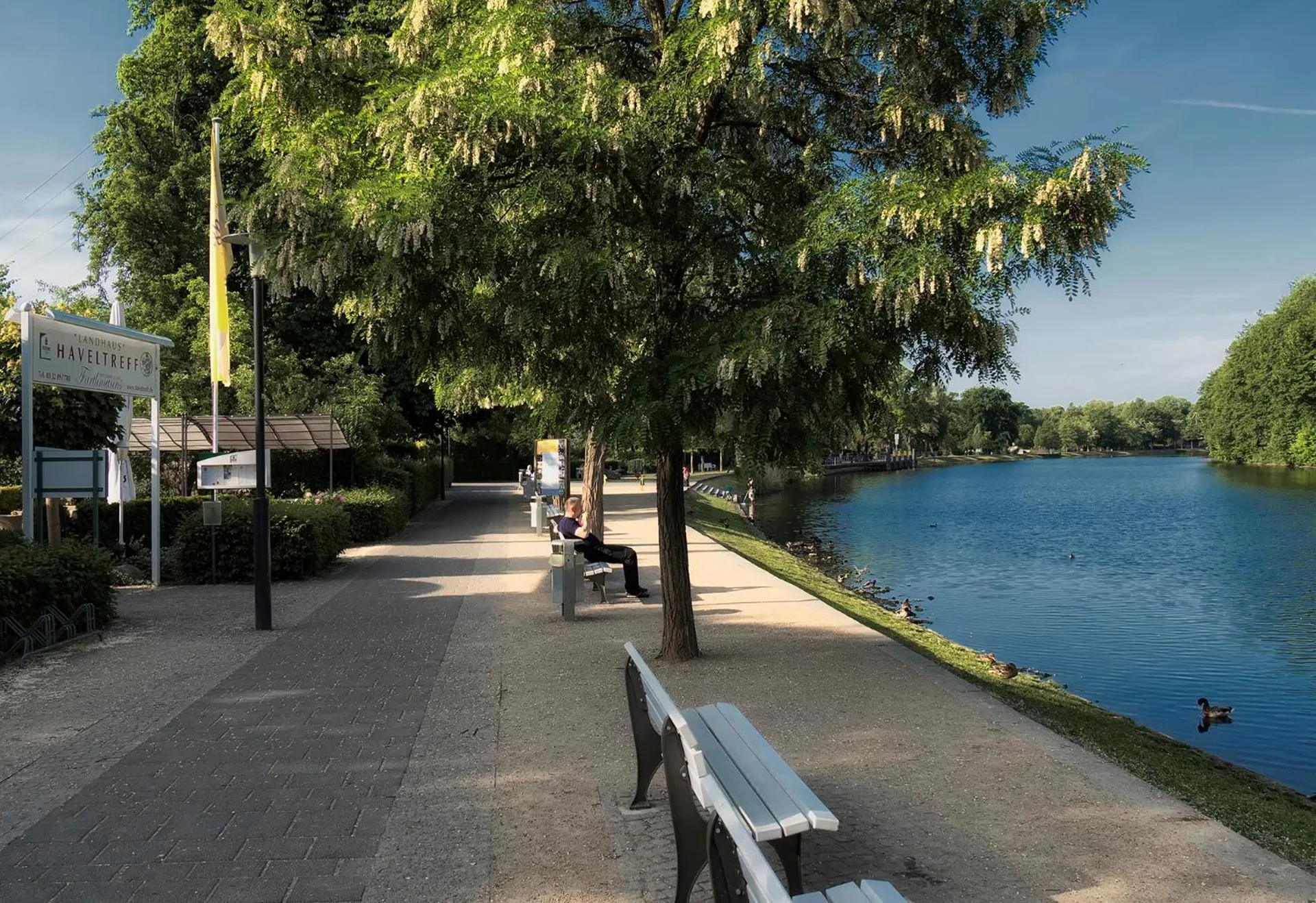 Restaurant/places to eat in Apart Hotel Haveltreff