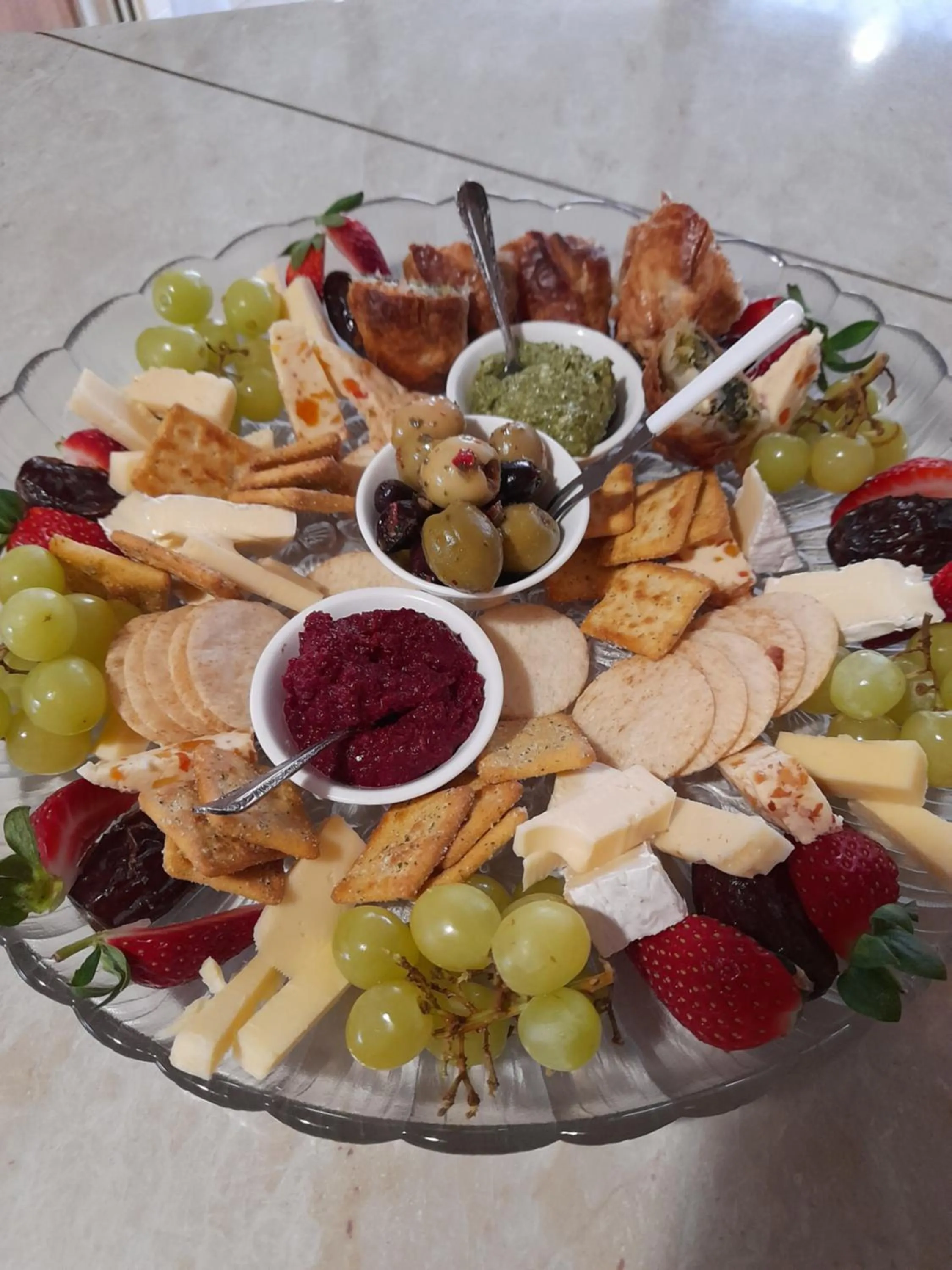 Food and drinks in A view of Mount Warning