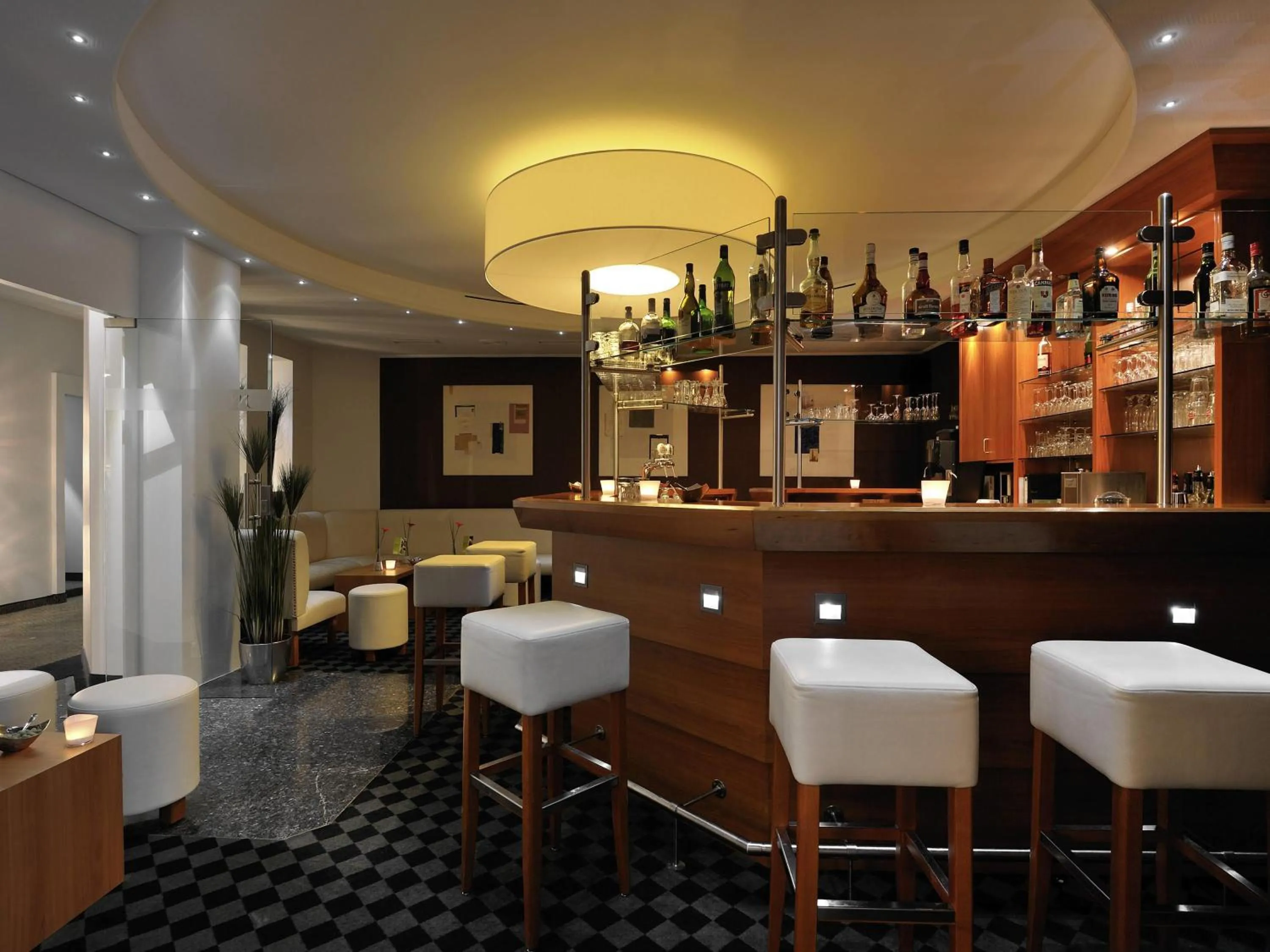 Lounge or bar in Mercure Hotel Lüdenscheid