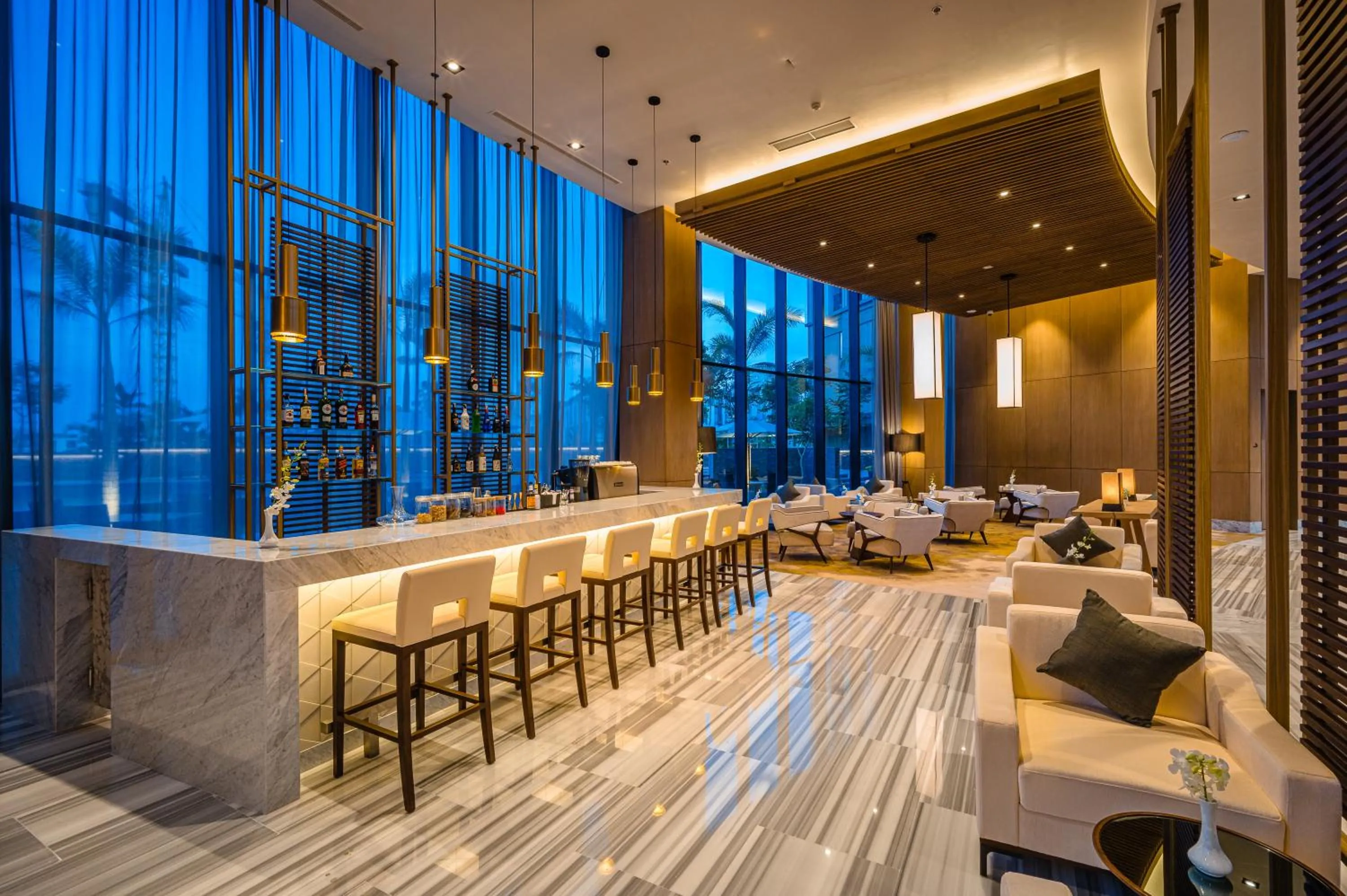 Lounge or bar in Hotel Nikko Hai Phong