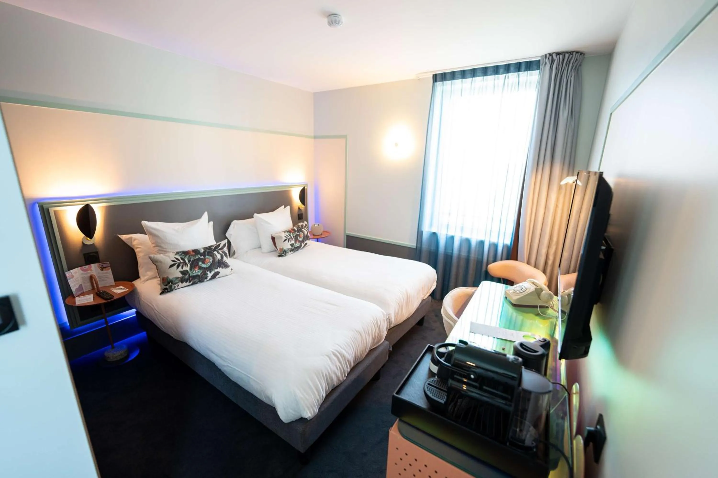 Bedroom, Bed in Aiden by Best Western Clermont-Ferrand Hotel & Spa