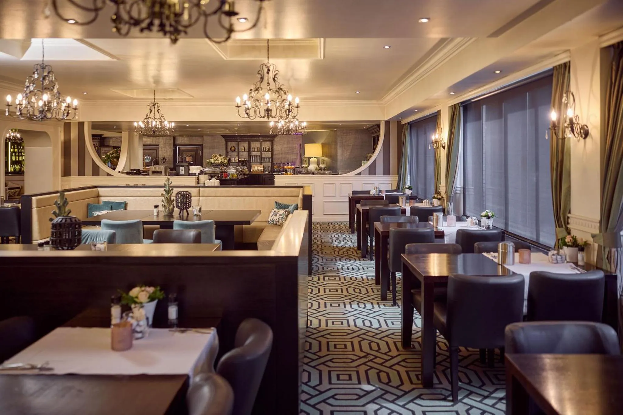 Restaurant/places to eat in Hotel Moers van der Valk