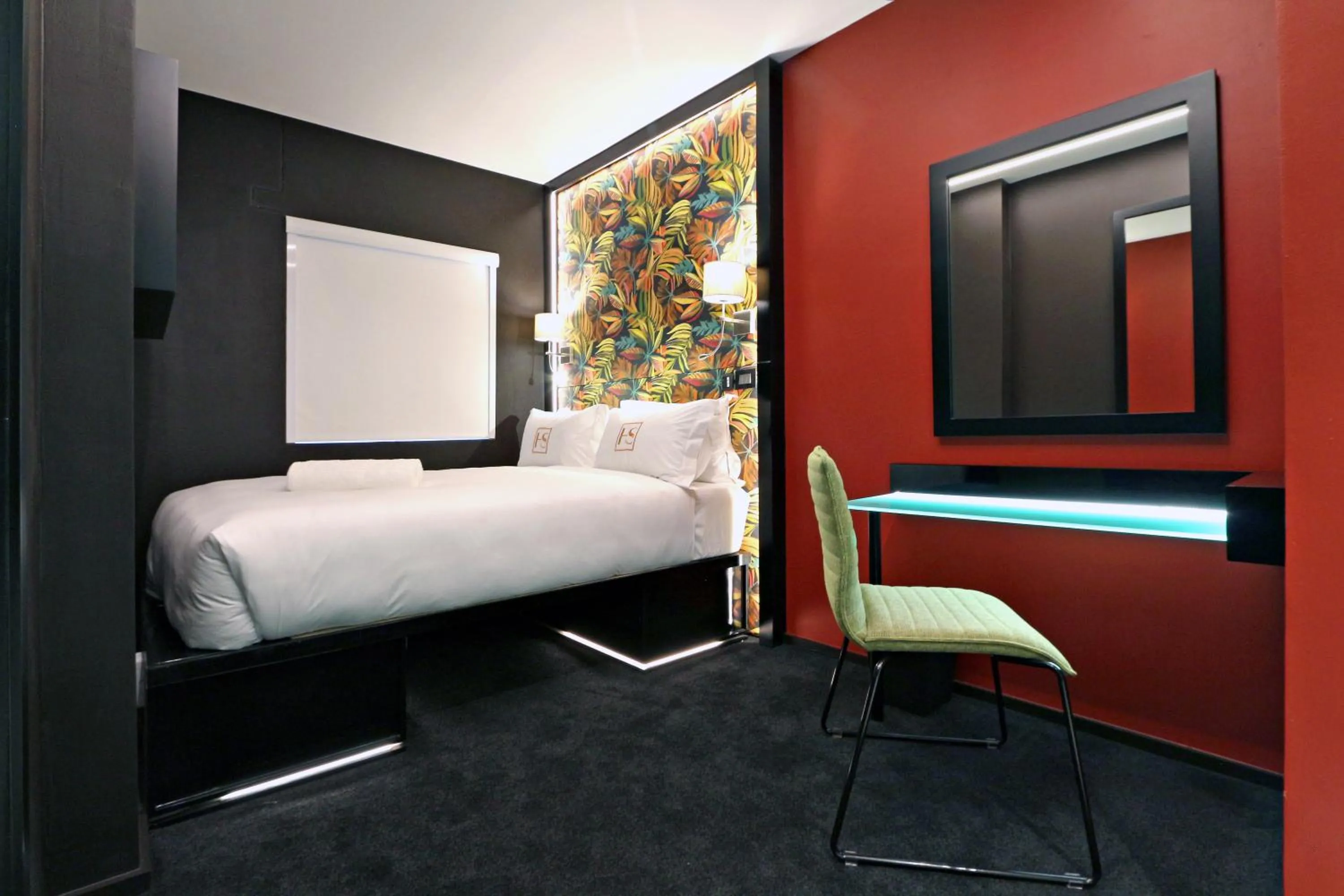 Photo of the whole room, Bed in Hotel Sky Sandton