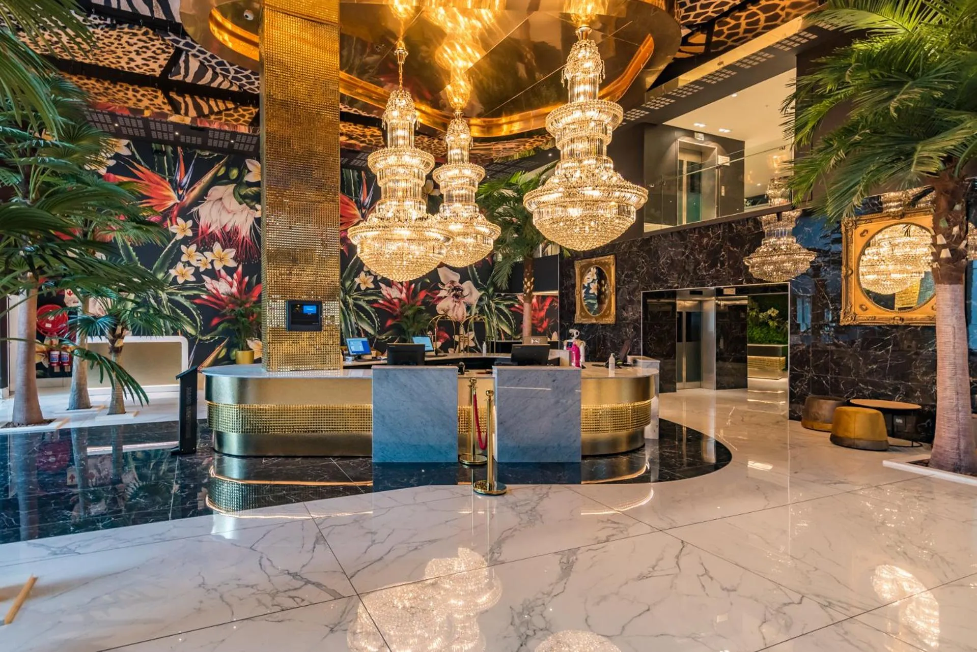 Lobby or reception in Hotel Sky Sandton