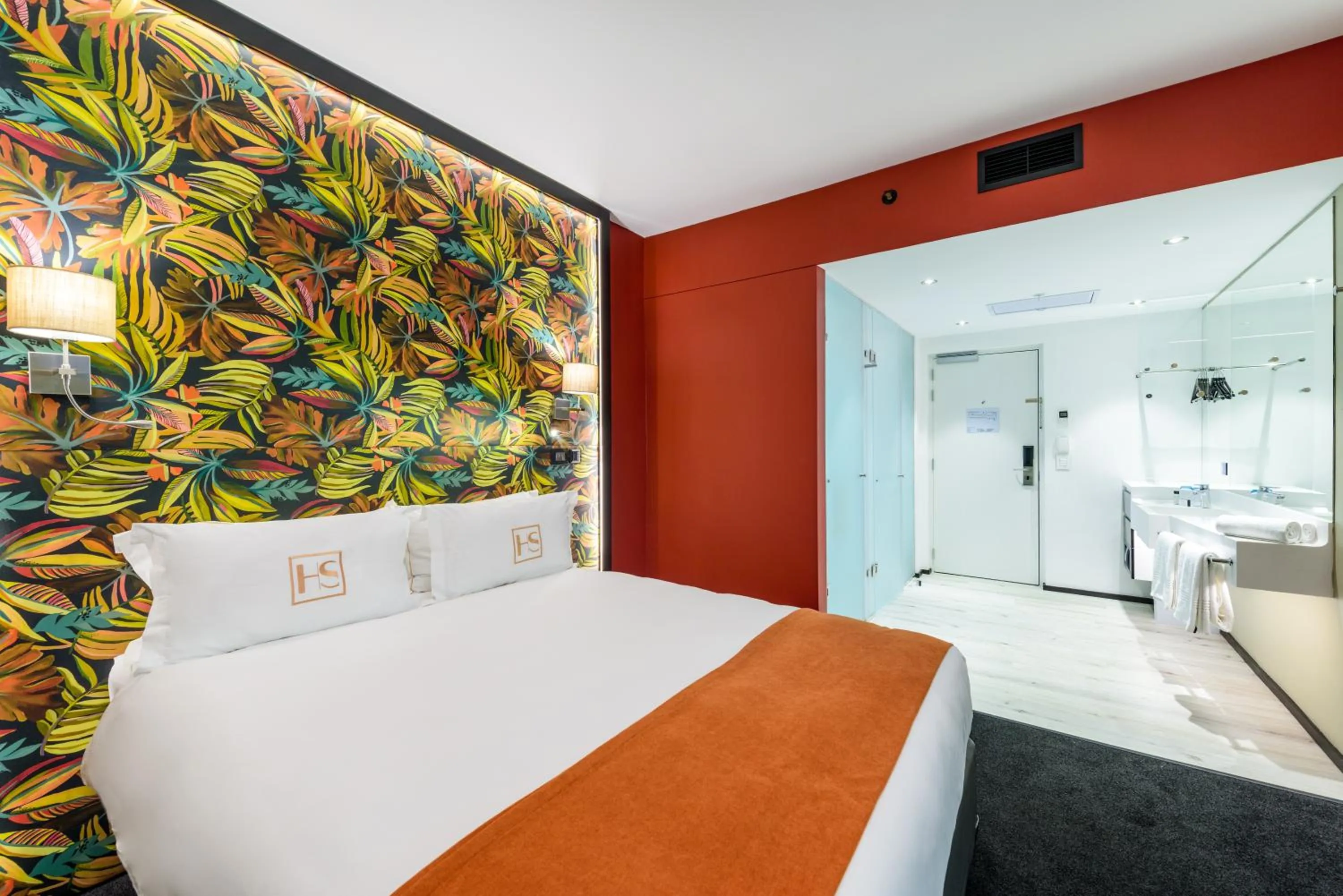 Bathroom, Bed in Hotel Sky Sandton