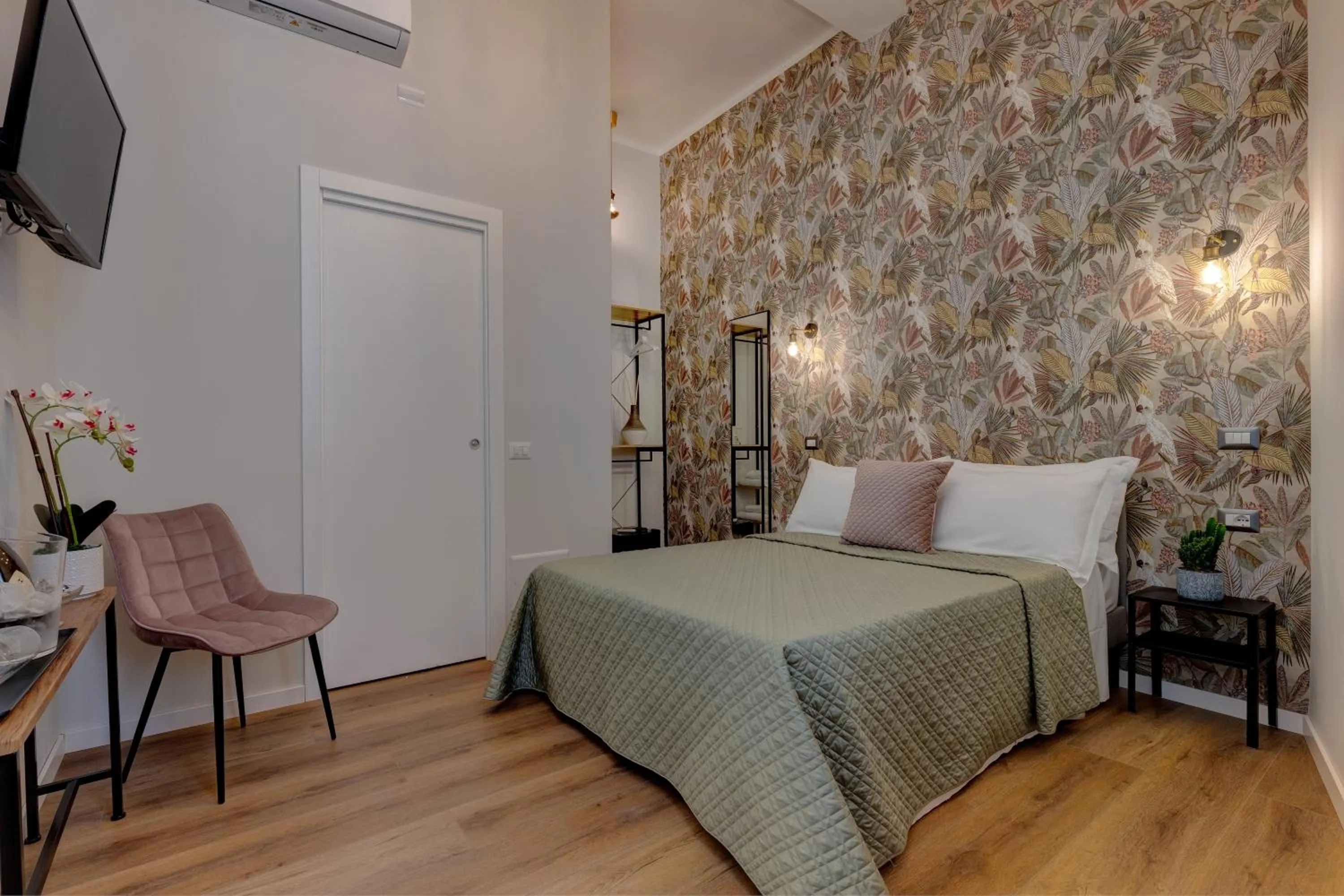 Photo of the whole room, Bed in The Venue Sistina