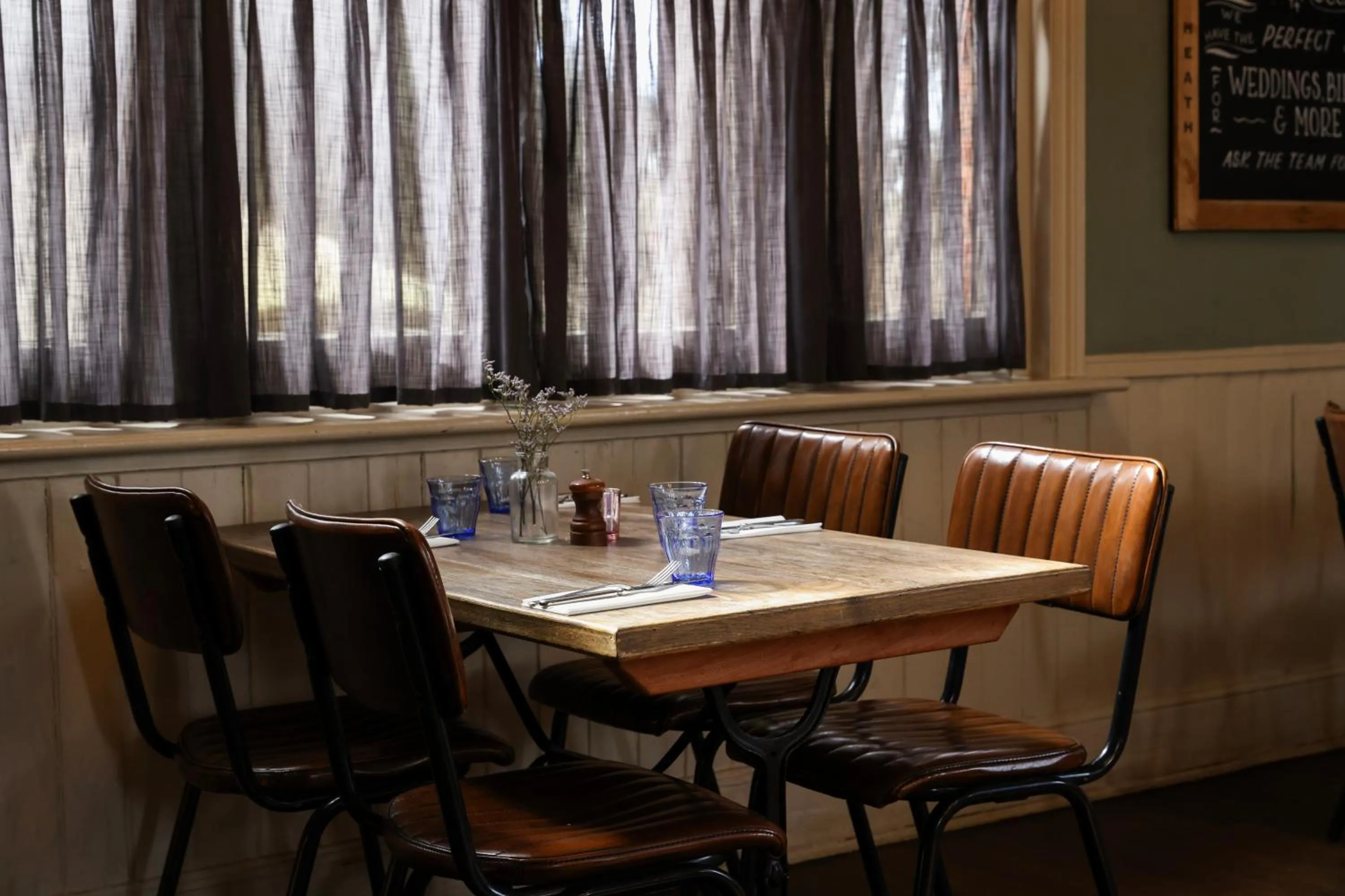 Restaurant/places to eat in The Swan at Forest Row