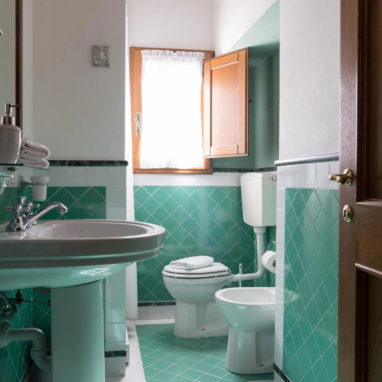 Toilet in GHIZZOLO Residence - Refurbished Pool 2025