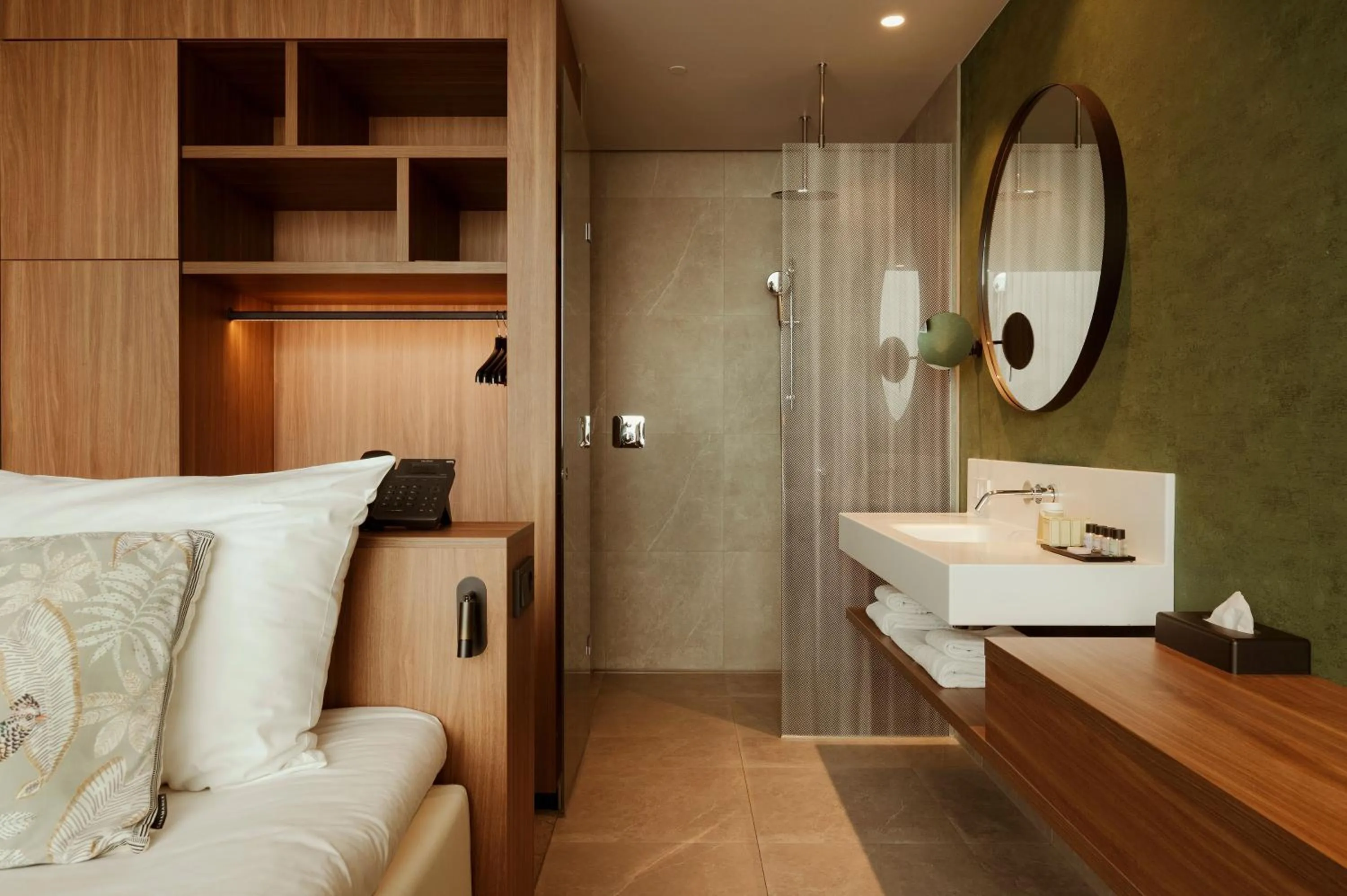 Bed in Van der Valk Hotel Amsterdam Zuidas-Rai