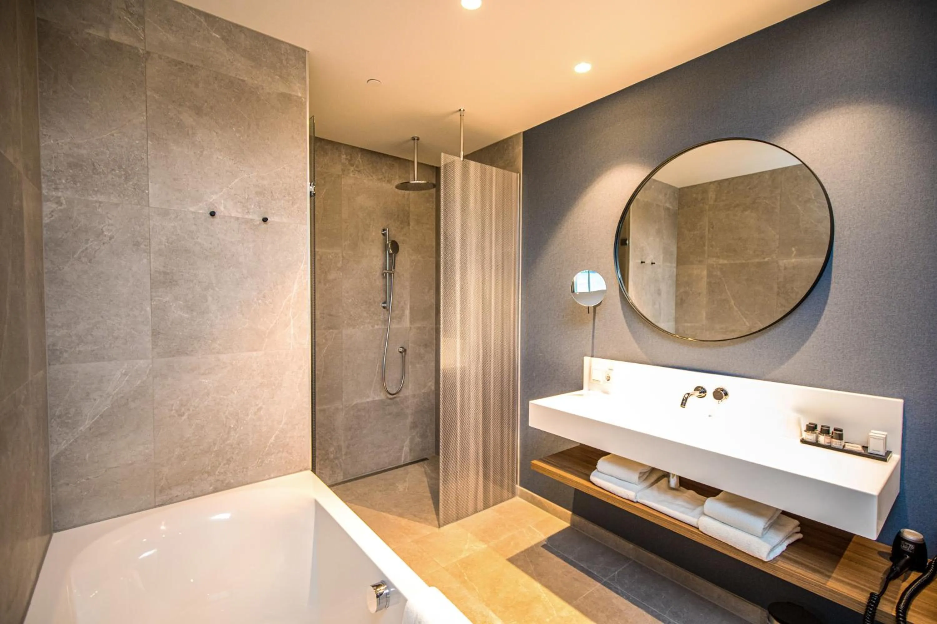 Bathroom in Van der Valk Hotel Amsterdam Zuidas -Rai