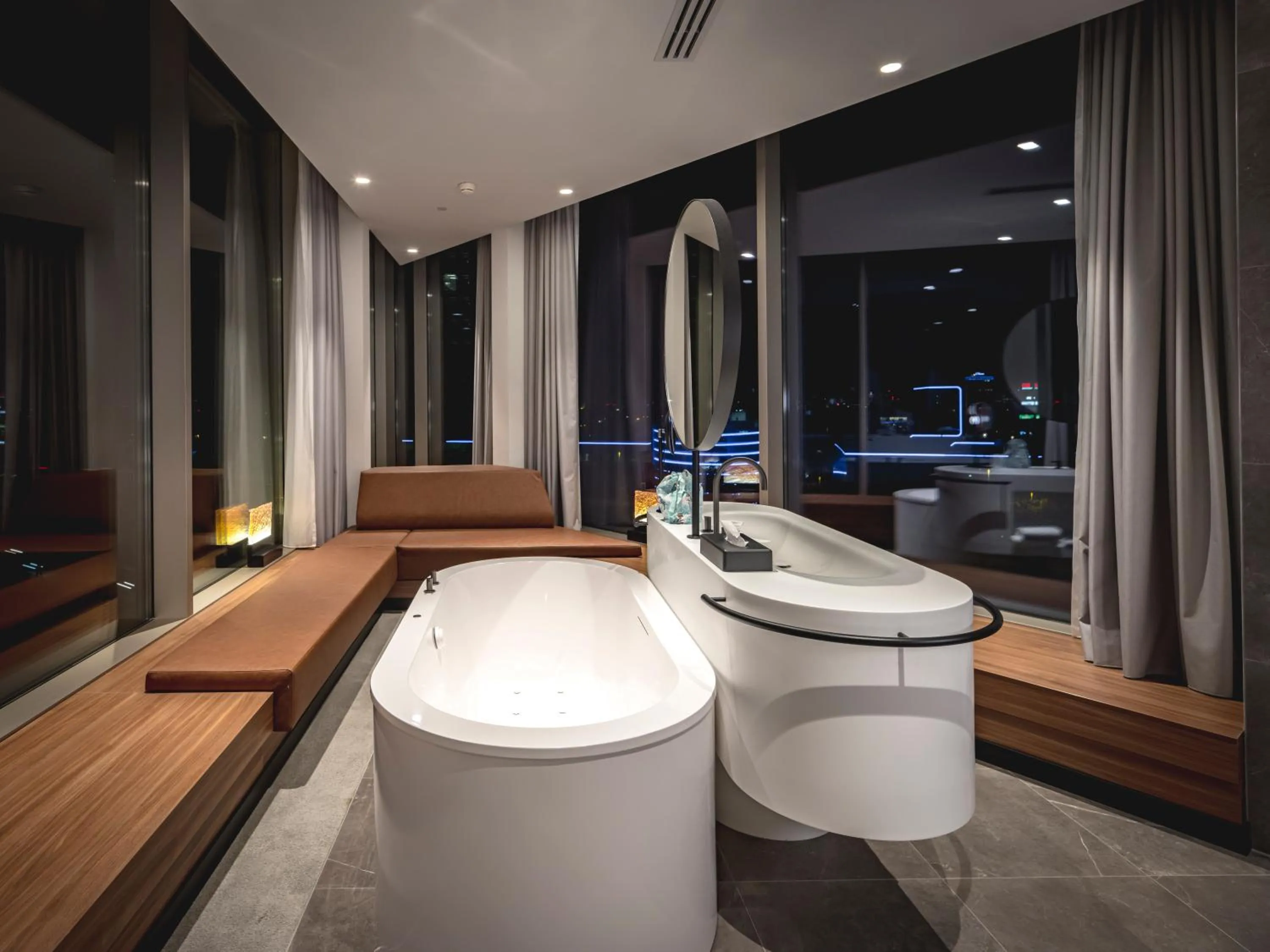 Bathroom in Van der Valk Hotel Amsterdam Zuidas -Rai