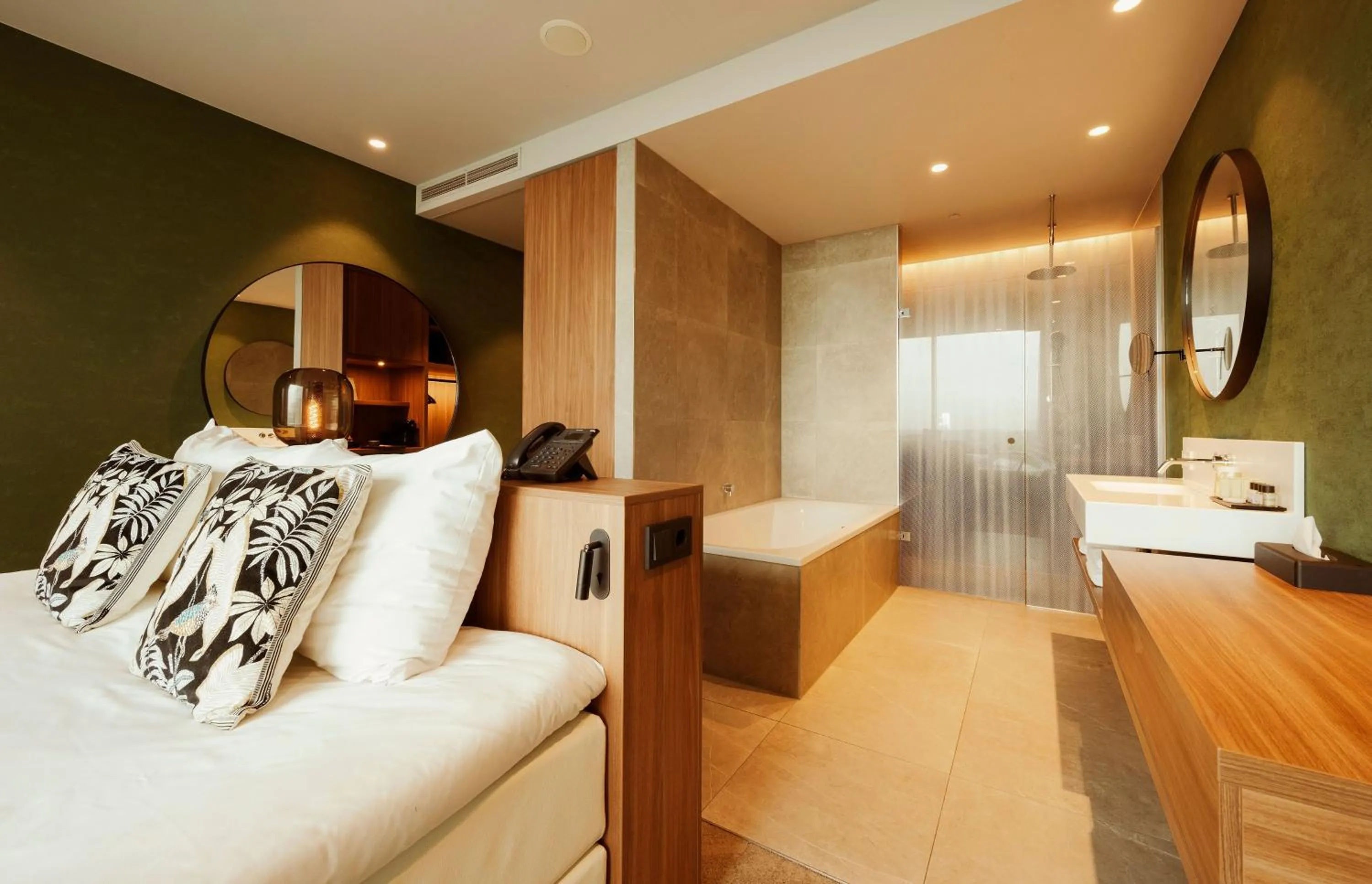 Bed in Van der Valk Hotel Amsterdam Zuidas-Rai