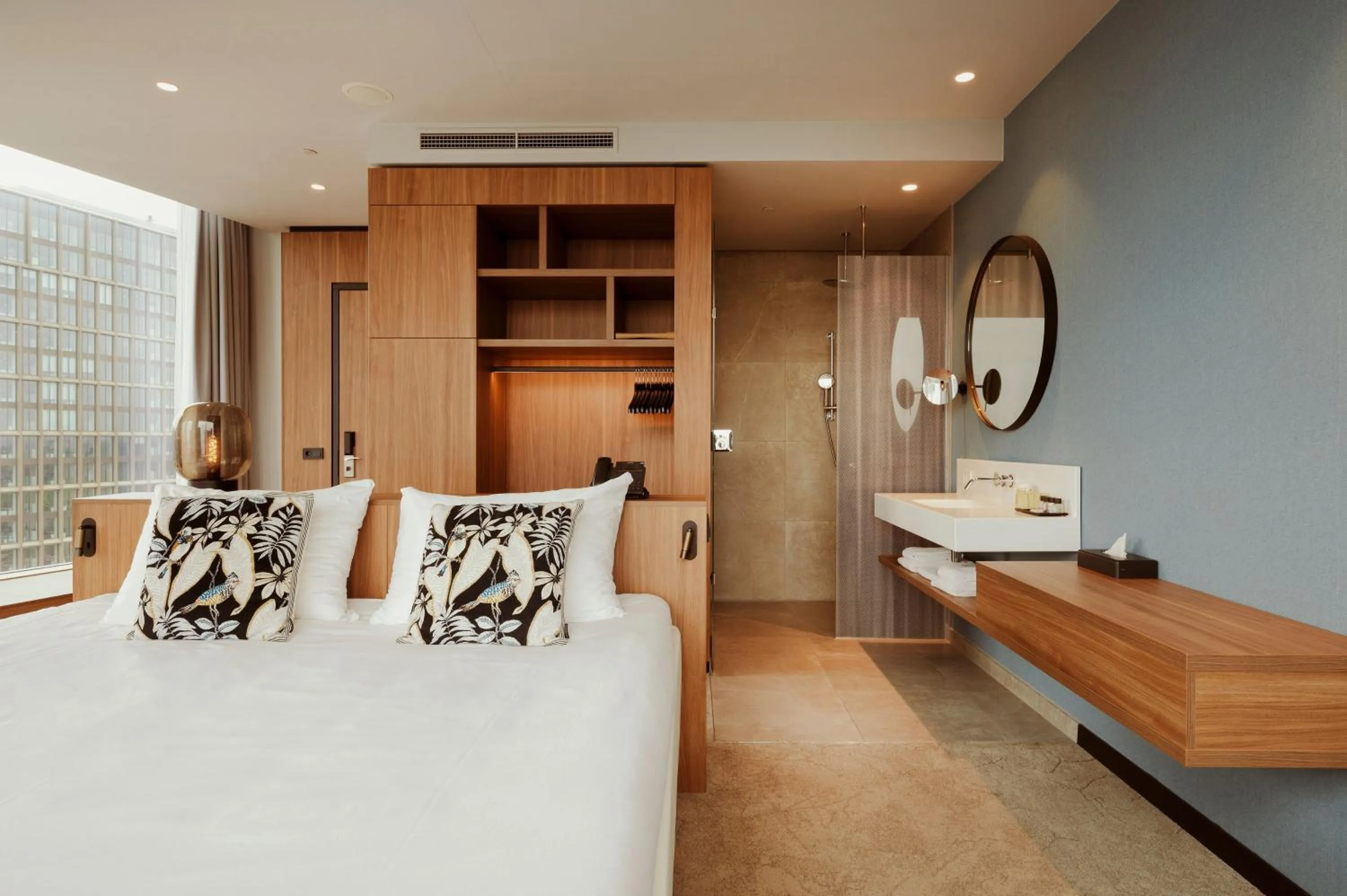 Bed in Van der Valk Hotel Amsterdam Zuidas-Rai